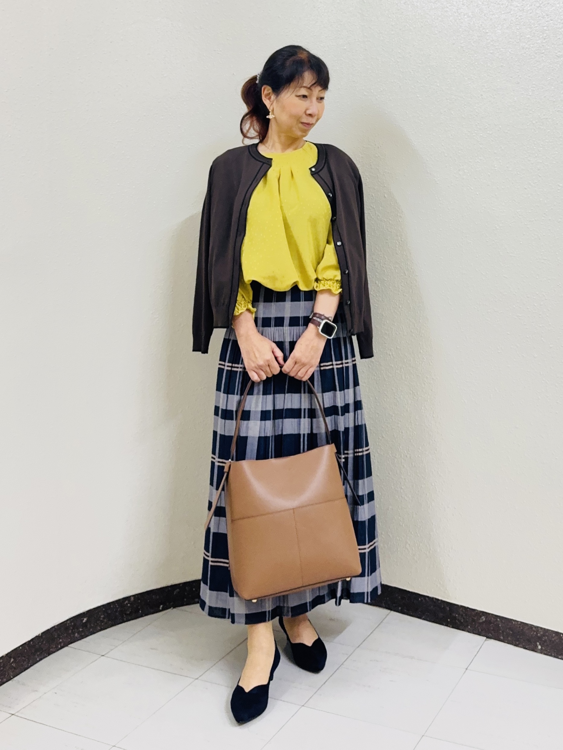 ⭐︎Eimi⭐︎さんの「Reflect｜タックデザイン ラグランスリーブブラウス」を使ったコーディネート
