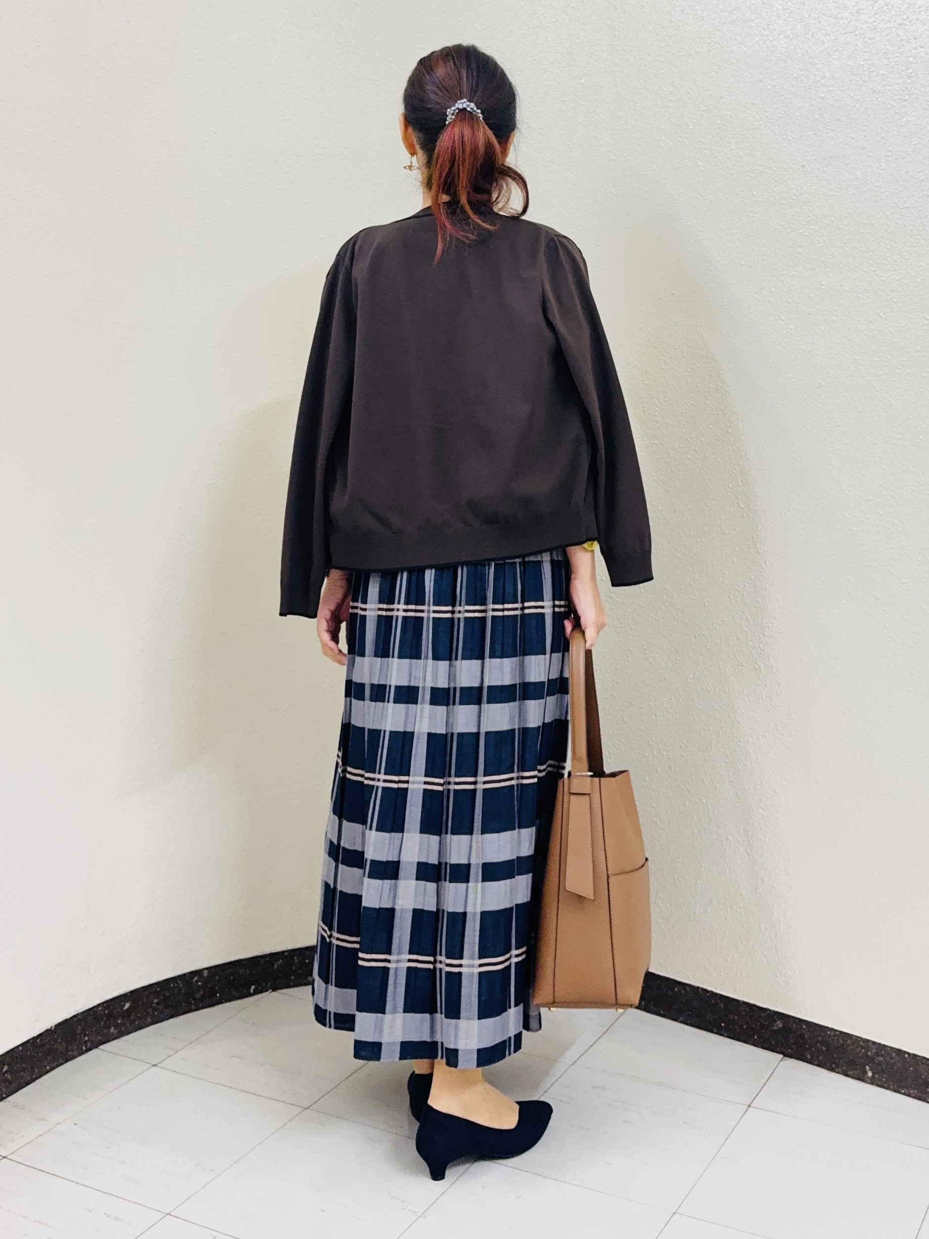 ⭐︎Eimi⭐︎さんの「Reflect｜タックデザイン ラグランスリーブブラウス」を使ったコーディネート