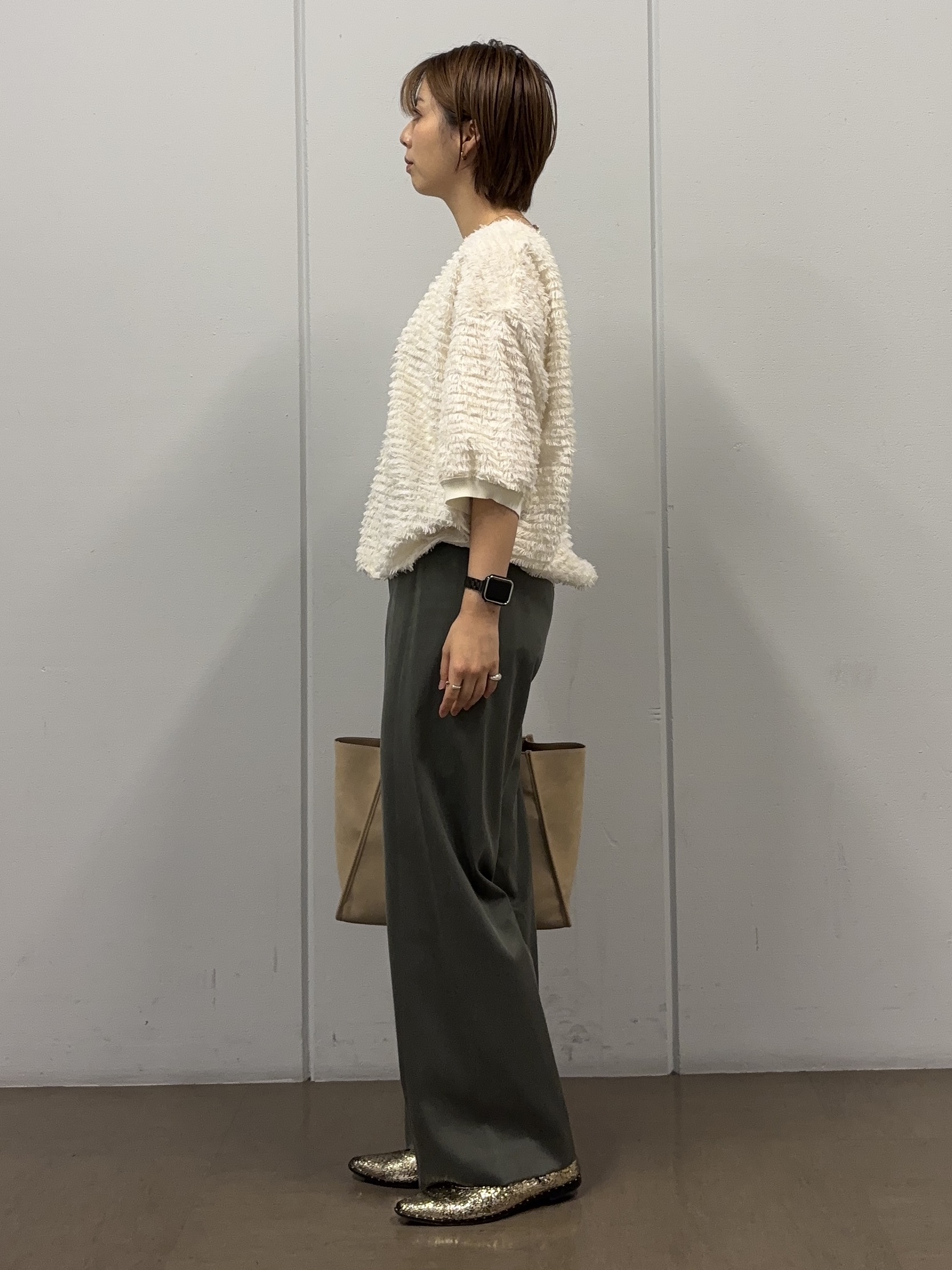 tsujiさんの「UNTITLED｜【秋映え/体型カバー】フェザージャガードプルオーバー」を使ったコーディネート