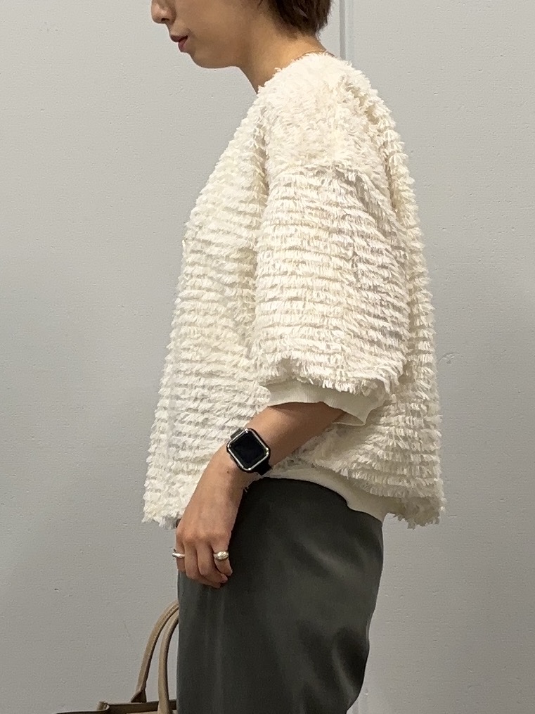 tsujiさんの「UNTITLED｜【秋映え/体型カバー】フェザージャガードプルオーバー」を使ったコーディネート