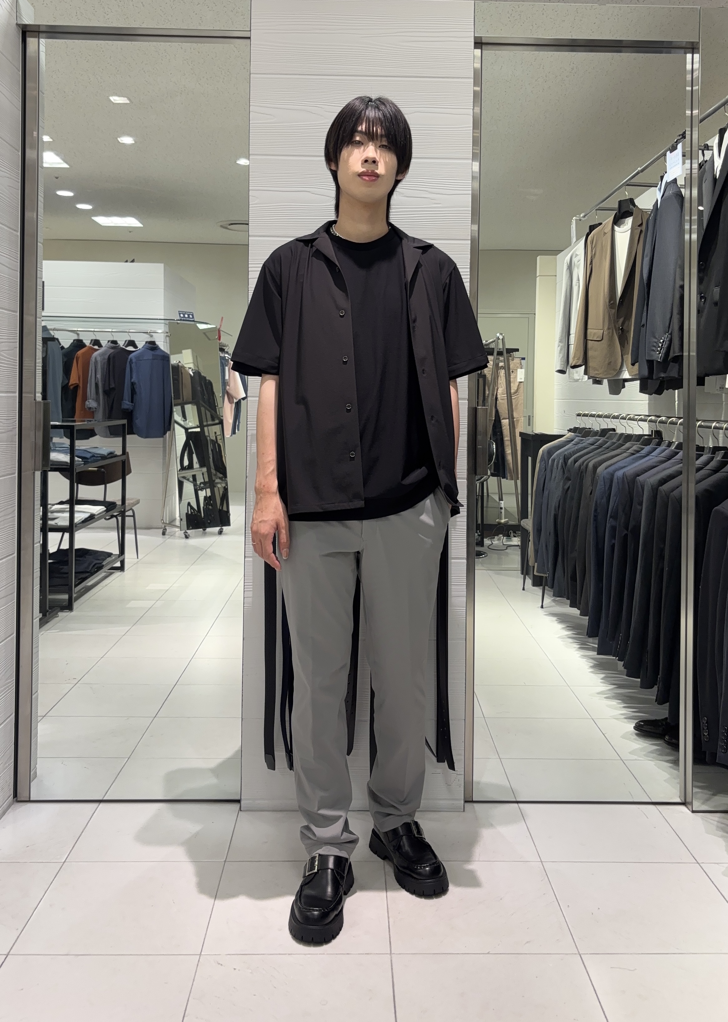 こうへいさんの「TAKEO KIKUCHI｜【通気性】AIR TOOL LIGHT Ｔシャツ」を使ったコーディネート