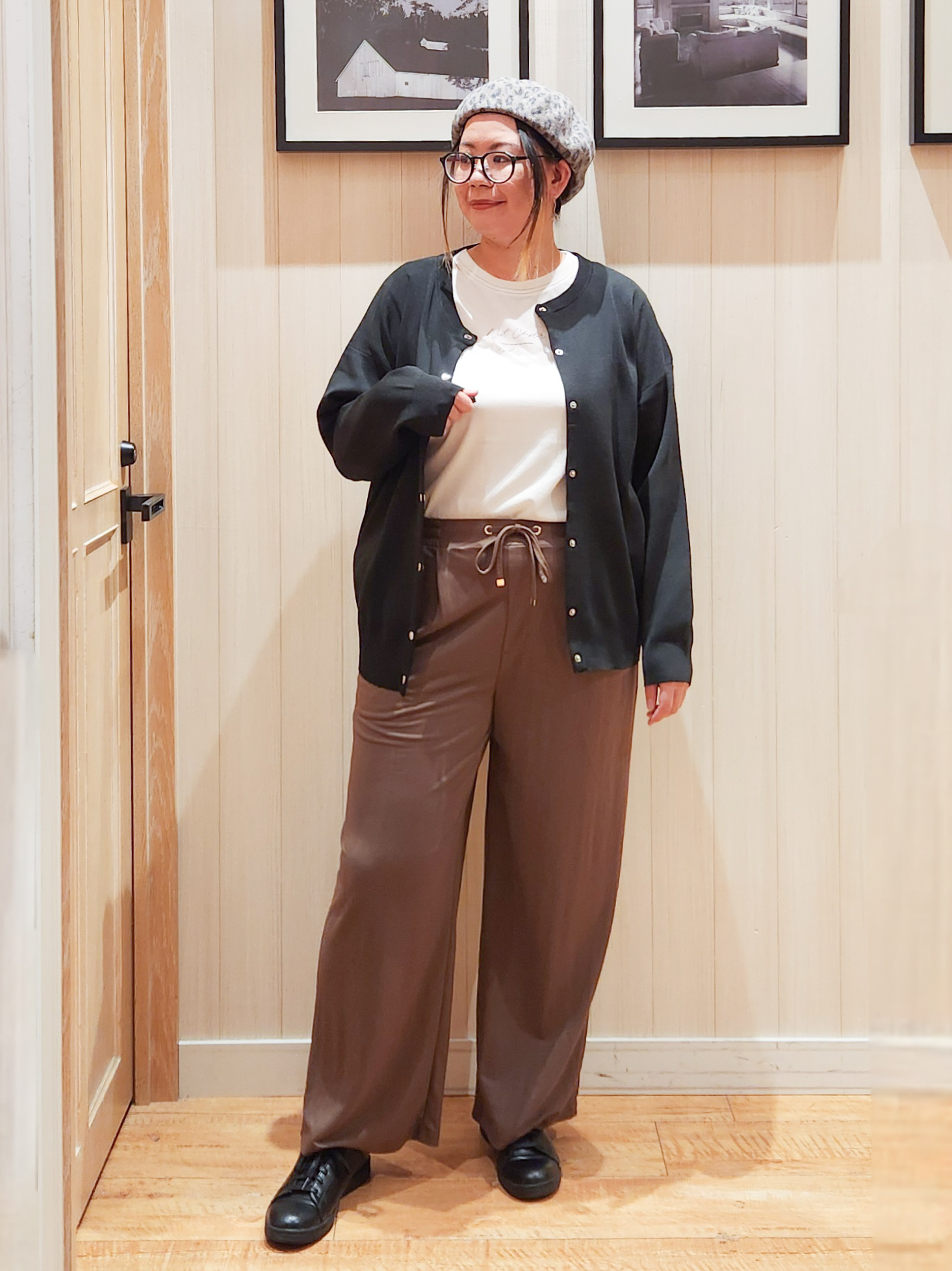 れーやんさんの「SHOO･LA･RUE｜【セットアップ可/洗濯機可】軽やかに羽織れる スポンディッシュ ニットカーディガン」を使ったコーディネート