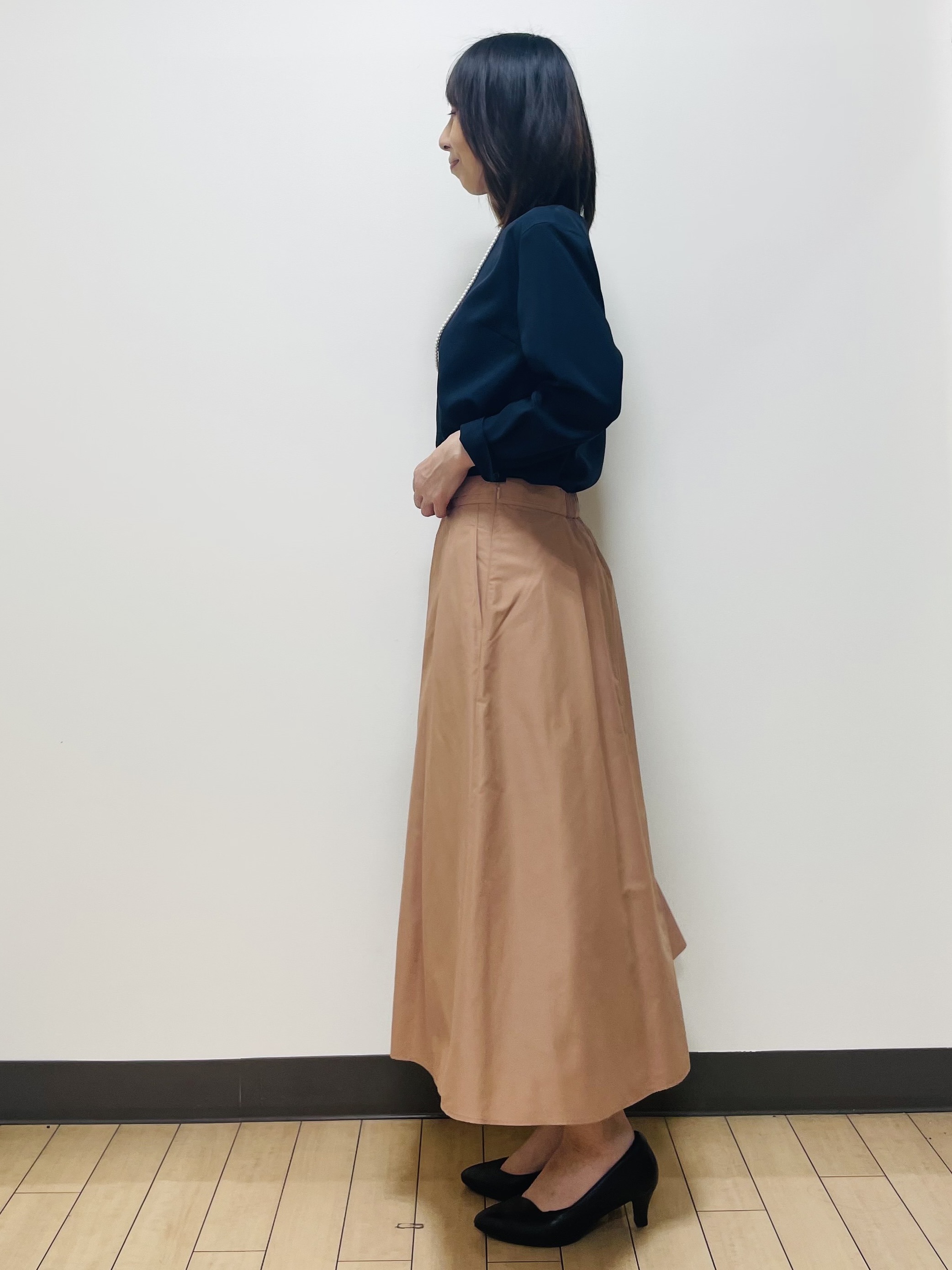 Riiさんの「Reflect｜【通勤】きれいめラウンドネックブラウス」を使ったコーディネート