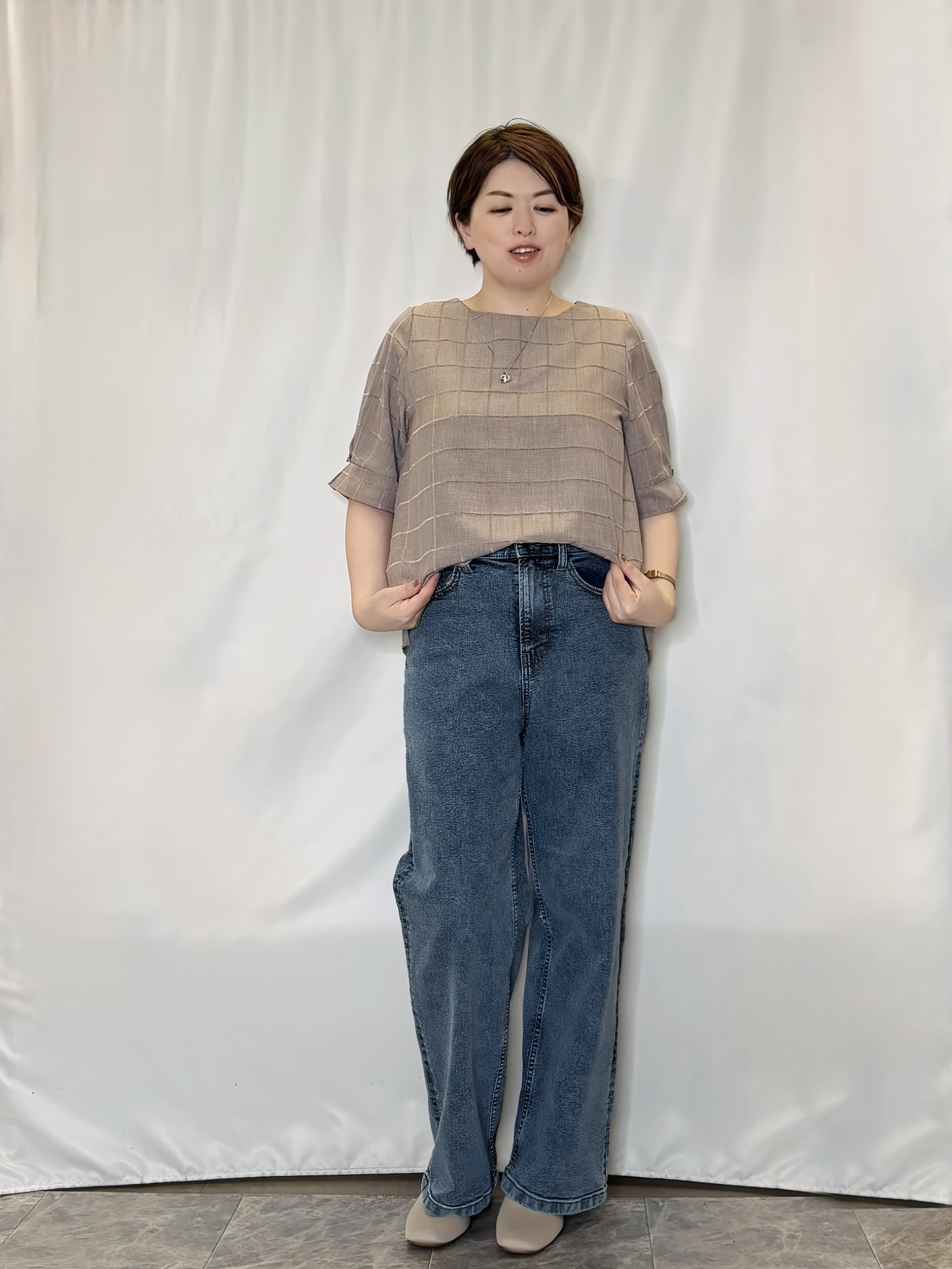 たみさんの「SHOO･LA･RUE｜【セットアップ可/S-LL】夏でも感じられる秋気分 モールチェックタックスリーブ ブラウス」を使ったコーディネート