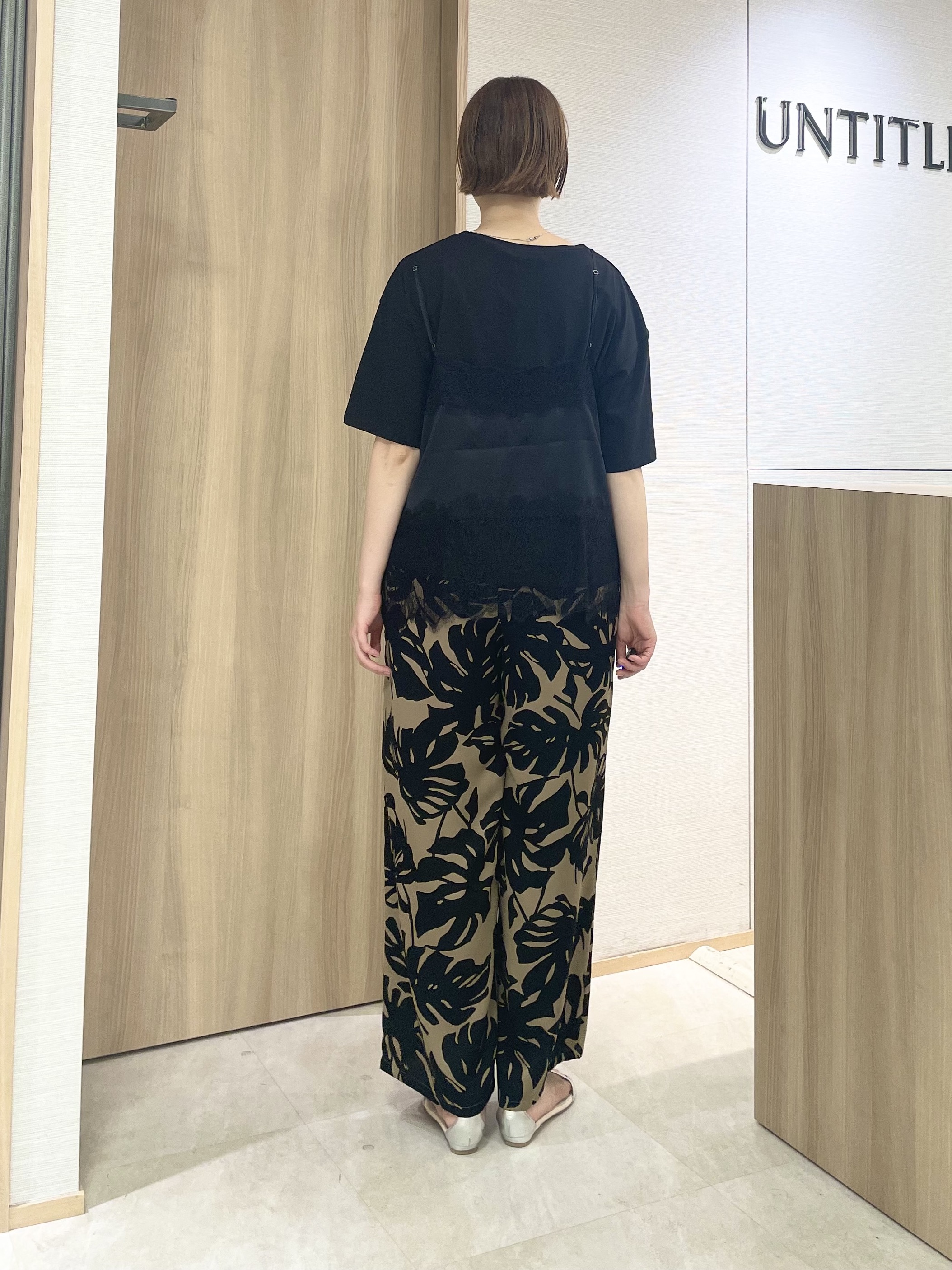 aliceさんの「UNTITLED｜【1枚でもセットでも】レースキャミ付きプルオーバー」を使ったコーディネート