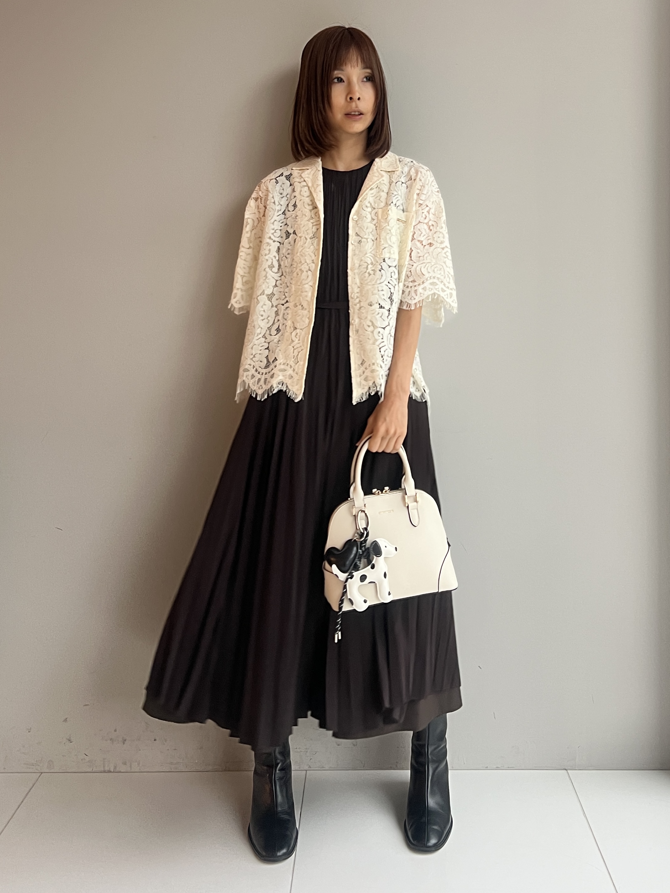 misaさんの「DRESSTERIOR｜【ウォッシャブル/2WAYシルエット】ノースリーブプリーツワンピース」を使ったコーディネート