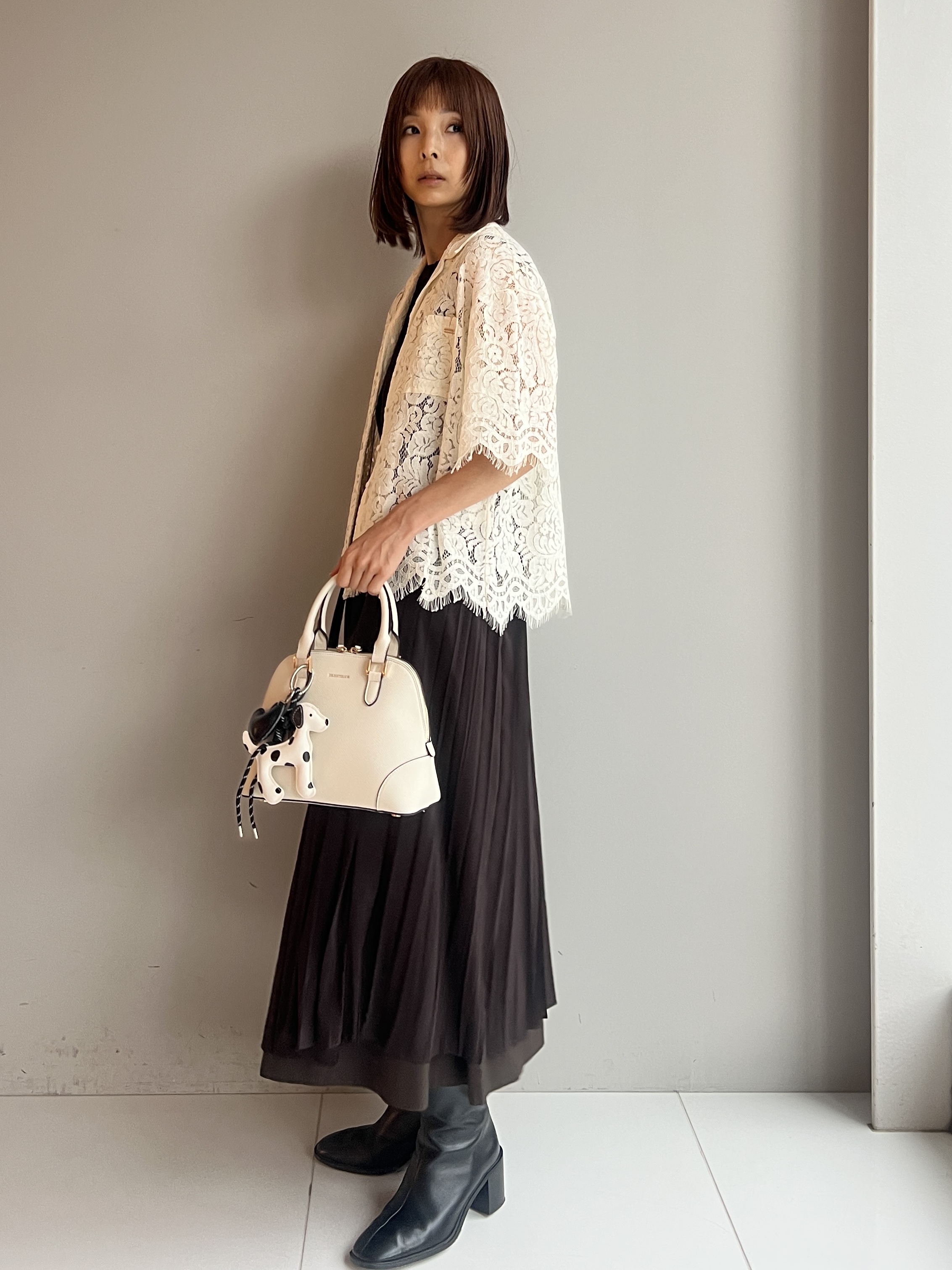 misaさんの「DRESSTERIOR｜【ウォッシャブル/2WAYシルエット】ノースリーブプリーツワンピース」を使ったコーディネート