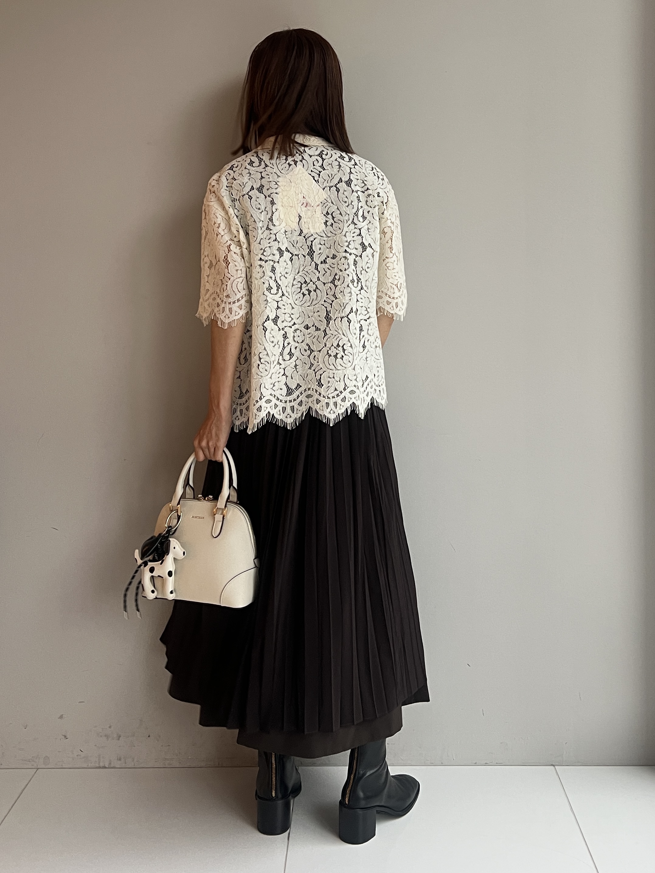 misaさんの「DRESSTERIOR｜【ウォッシャブル/2WAYシルエット】ノースリーブプリーツワンピース」を使ったコーディネート