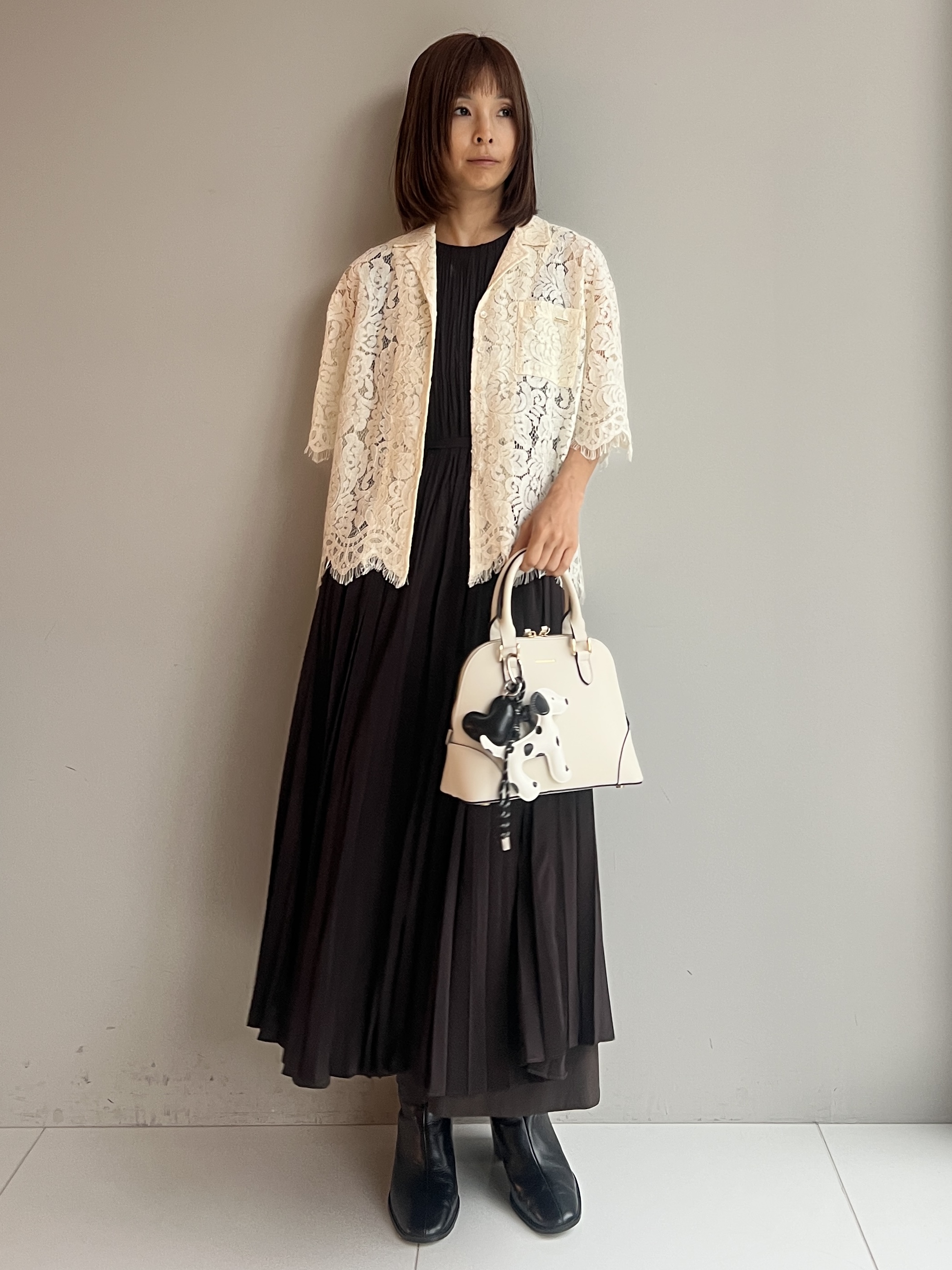 misaさんの「DRESSTERIOR｜【ウォッシャブル/2WAYシルエット】ノースリーブプリーツワンピース」を使ったコーディネート