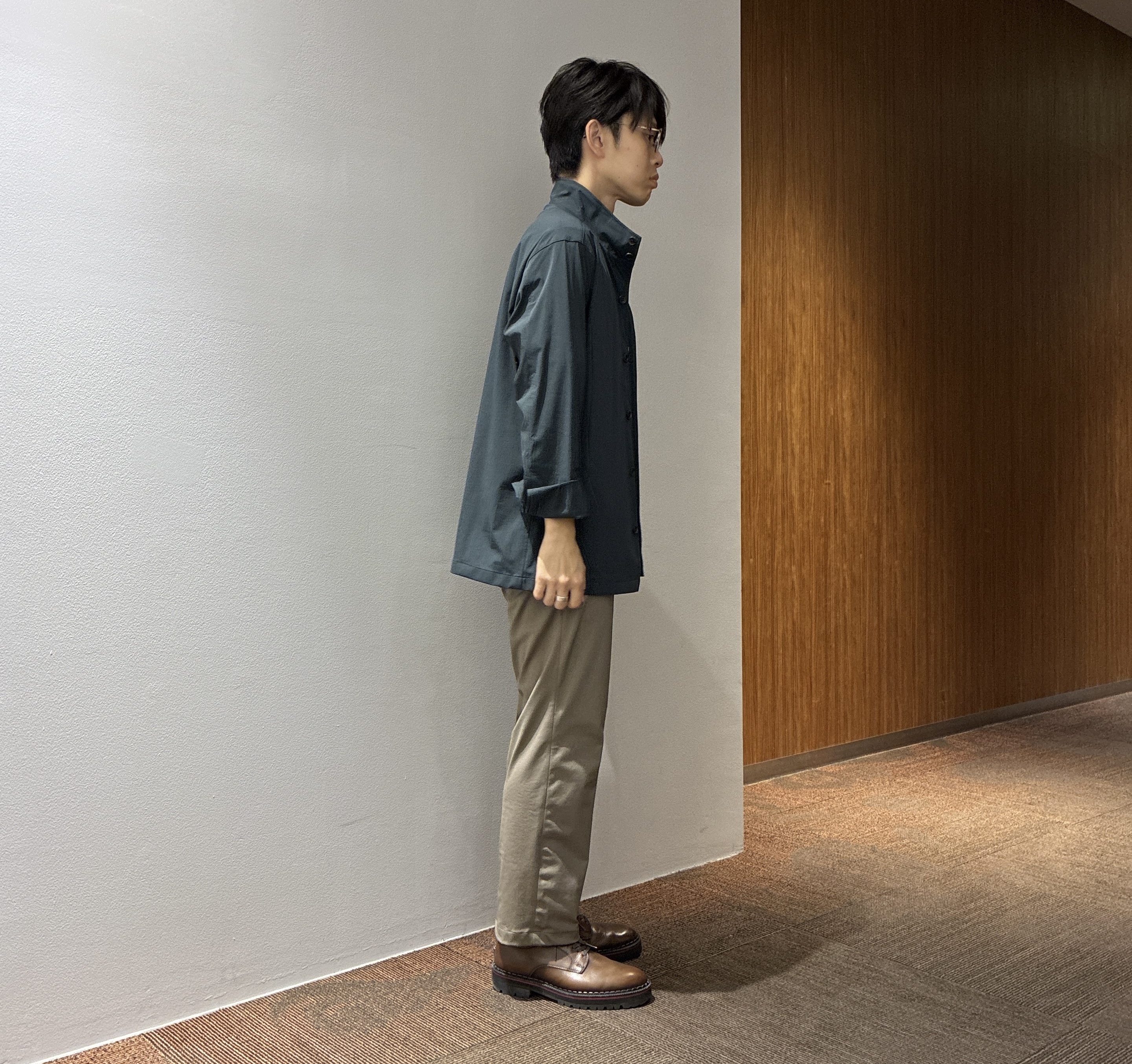 わいずみさんの「TAKEO KIKUCHI｜3Dナイロンストレッチ　スタンドカラーブルゾン」を使ったコーディネート
