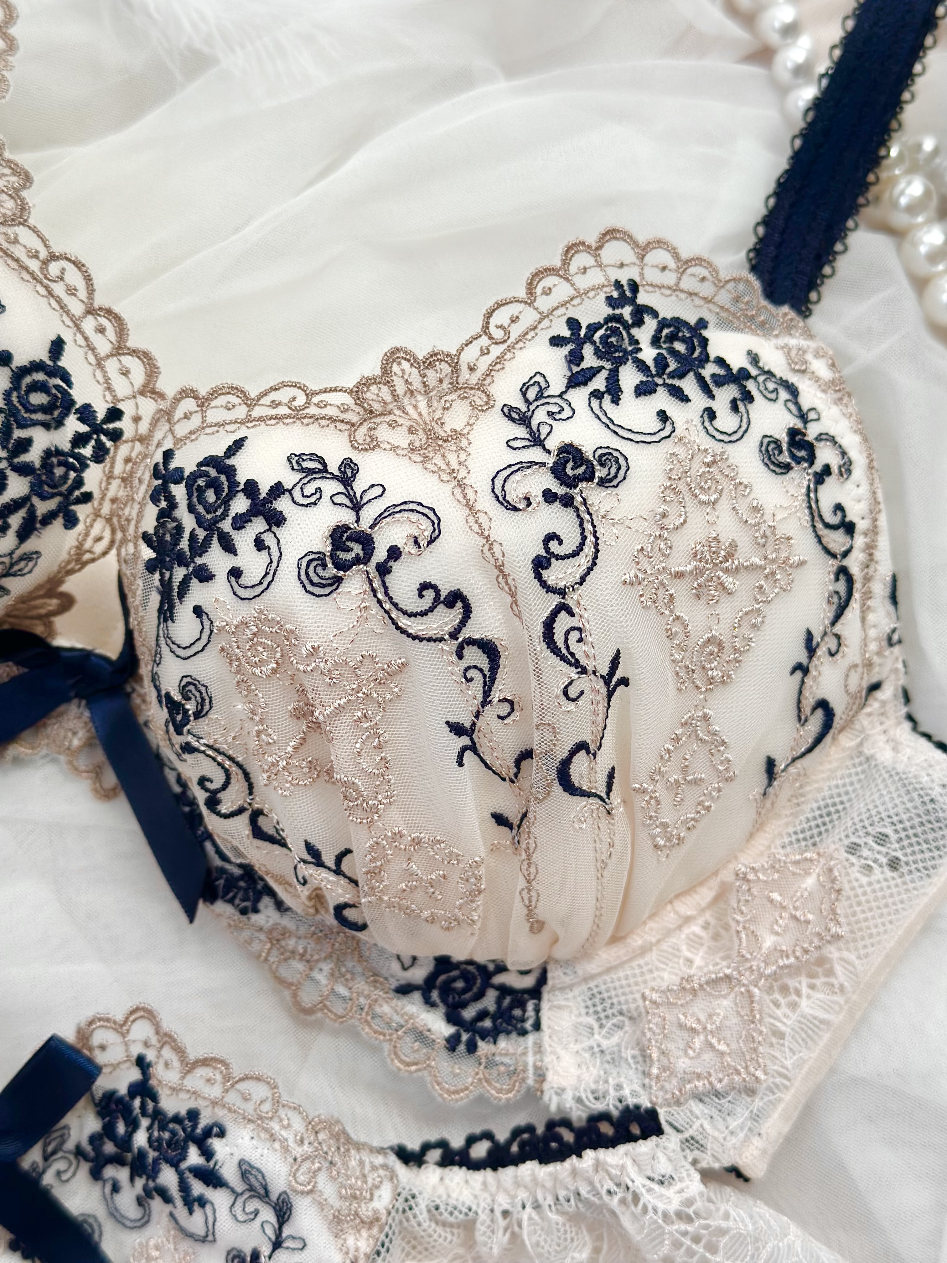 misakiさんの「Risa Magli｜アデラ ブラジャー （B－C） ＜D Make Type＞」を使ったコーディネート