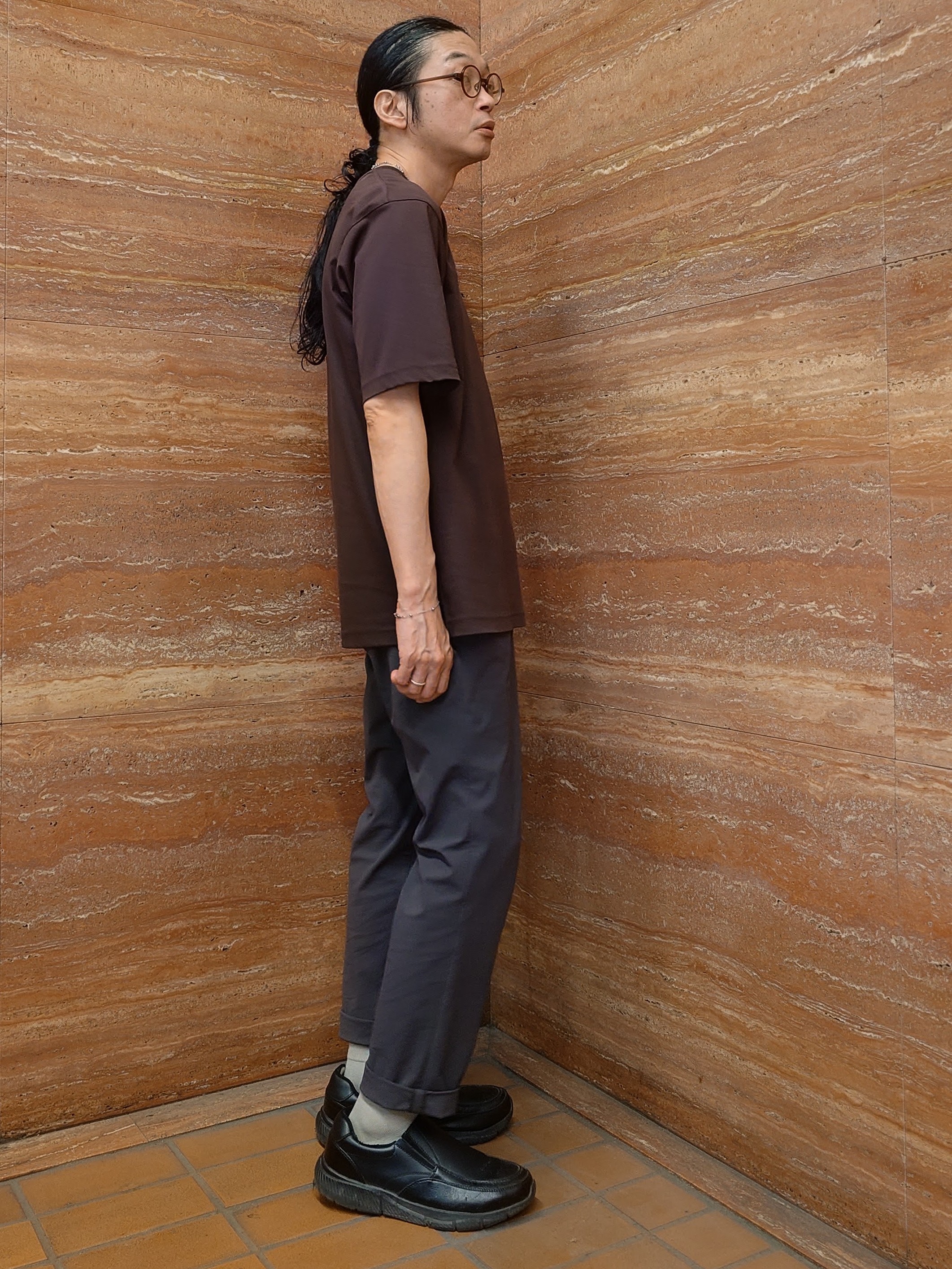 かしげるさんの「TAKEO KIKUCHI｜【BOWLER HAT LABEL】アイスクリアコットンボーラーハットウォーカー 半袖ポケT」を使ったコーディネート
