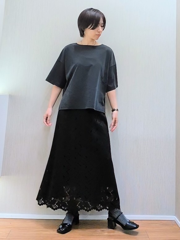 ミズタさんの「UNTITLED｜【きれいめTシャツ/セットアップ可】ヴィンテージライクプルオーバー」を使ったコーディネート