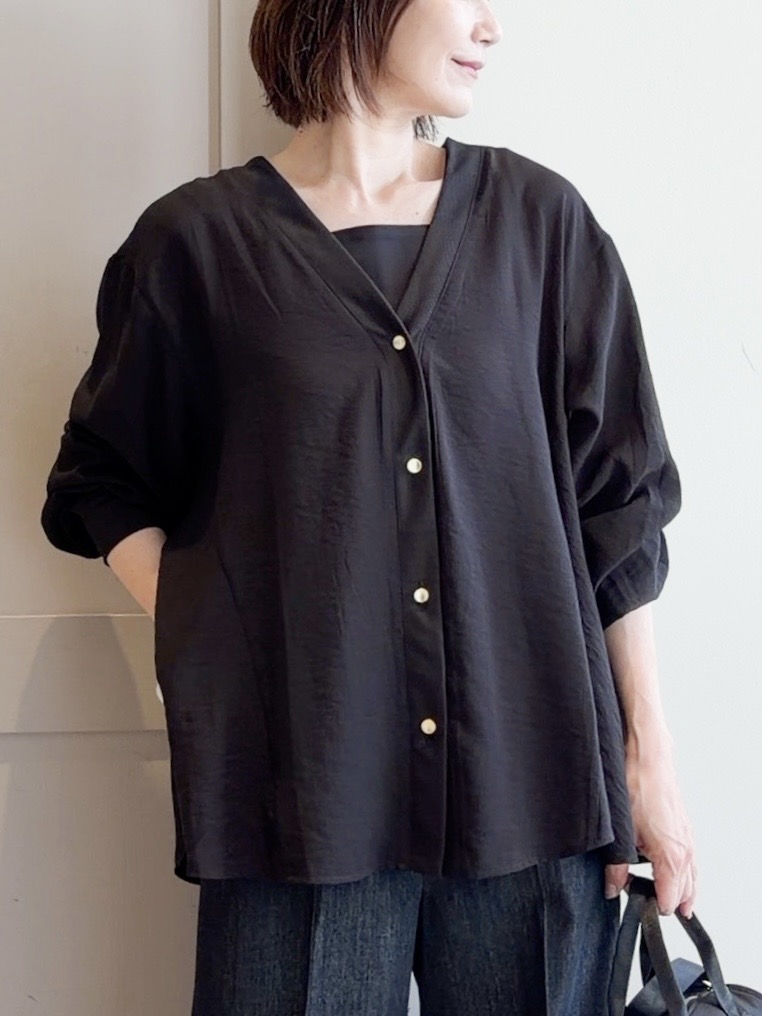 yamakoさんの「grove｜シアーシャツカーディガン」を使ったコーディネート