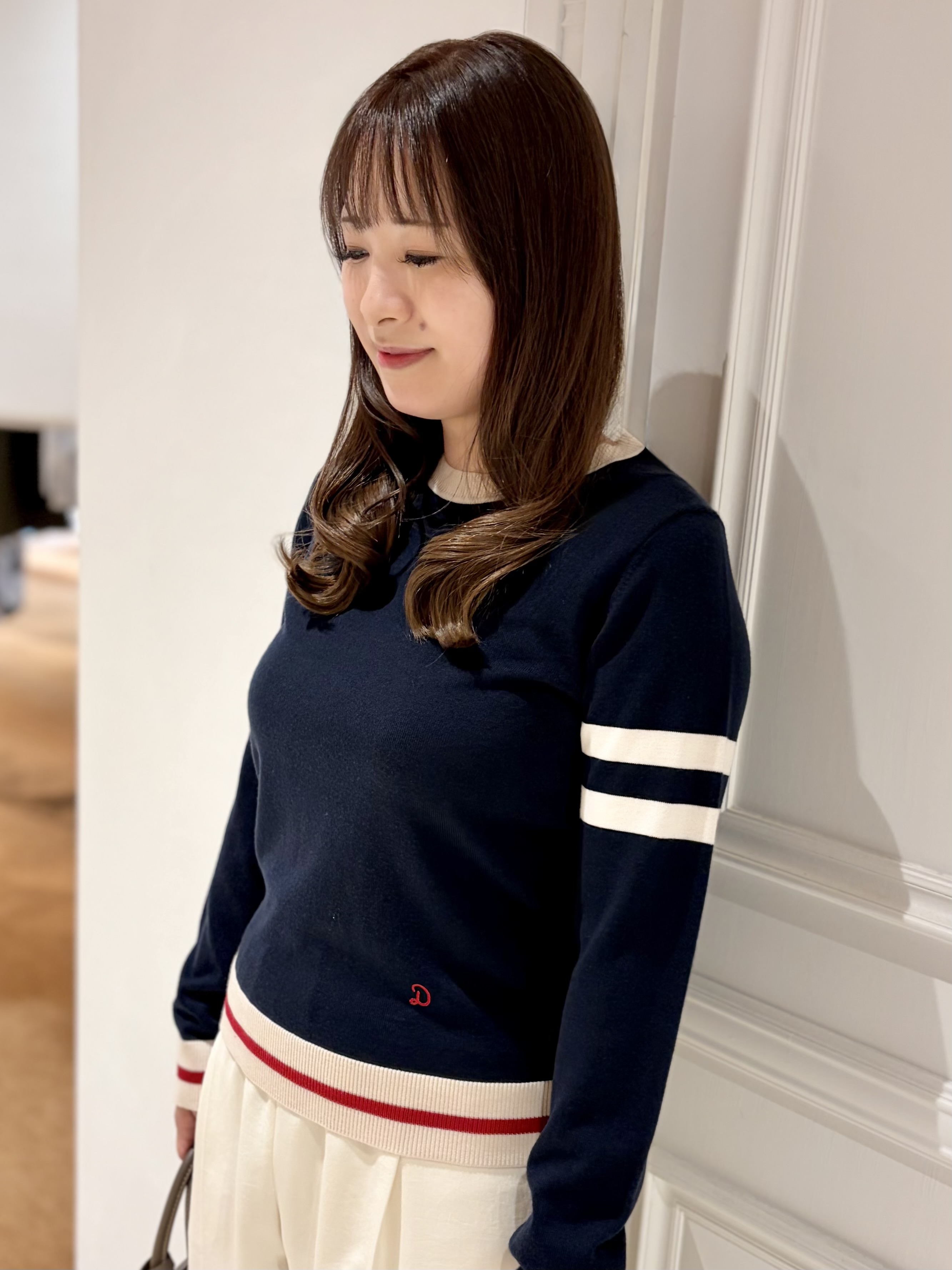 minowaさんの「DRESSTERIOR｜ウォッシャブルファインメリノクルーネック」を使ったコーディネート