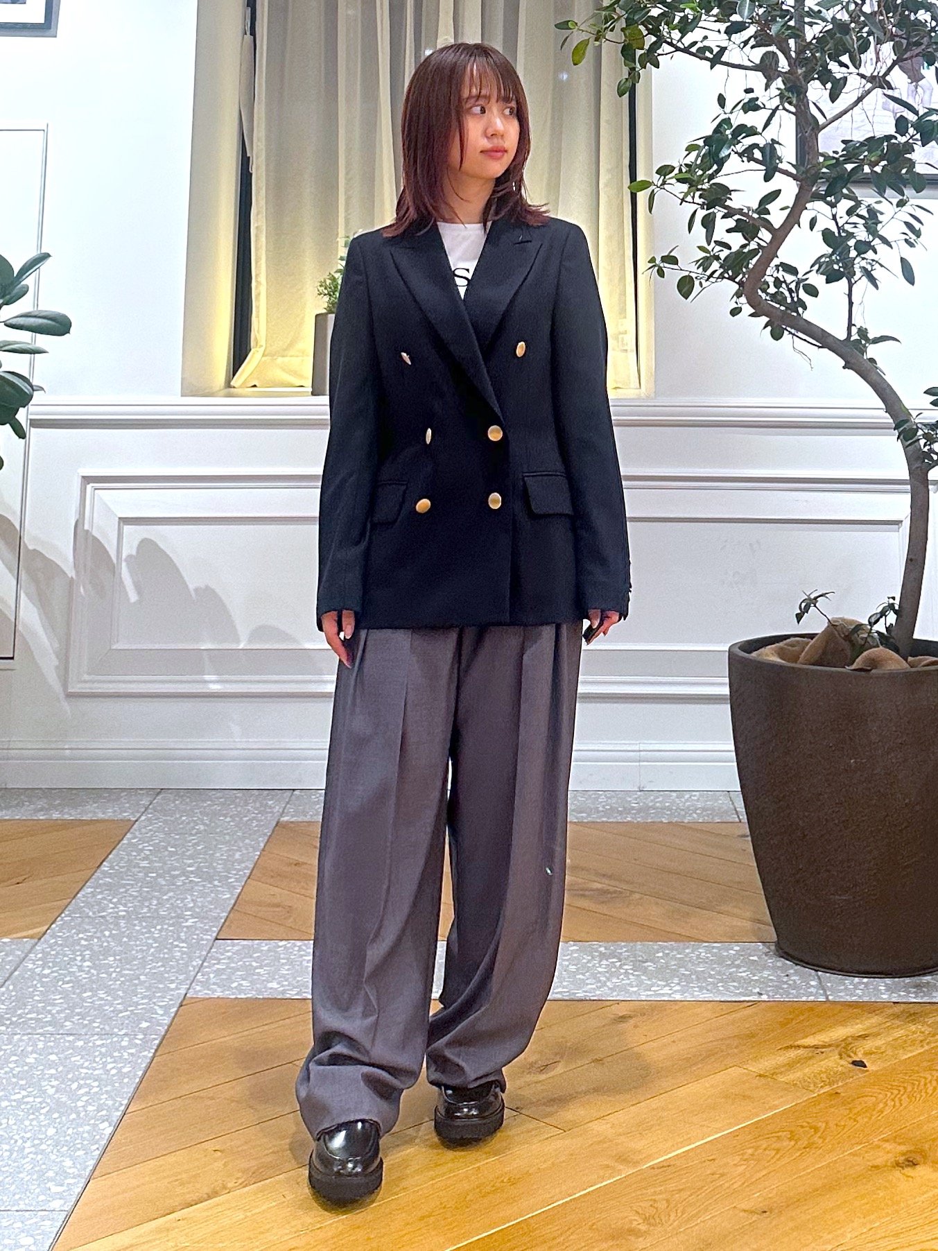 なべこさんの「DRESSTERIOR｜ウールブレンド ブレザー」を使ったコーディネート
