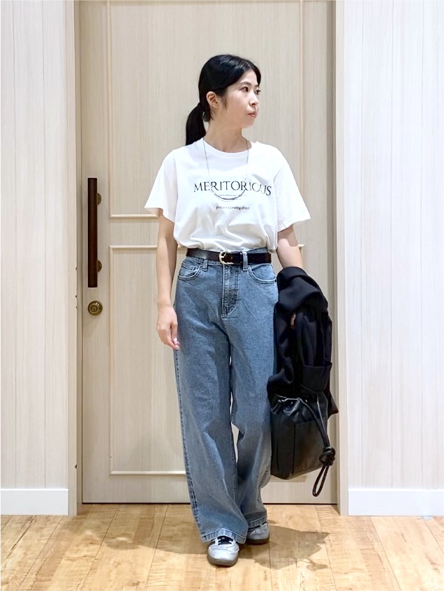 ERIさんの「SHOO･LA･RUE｜【通気性〇/セットアップ可/S-LL/洗濯機可】紫外線対策にも メッシュテーラードジャケット」を使ったコーディネート