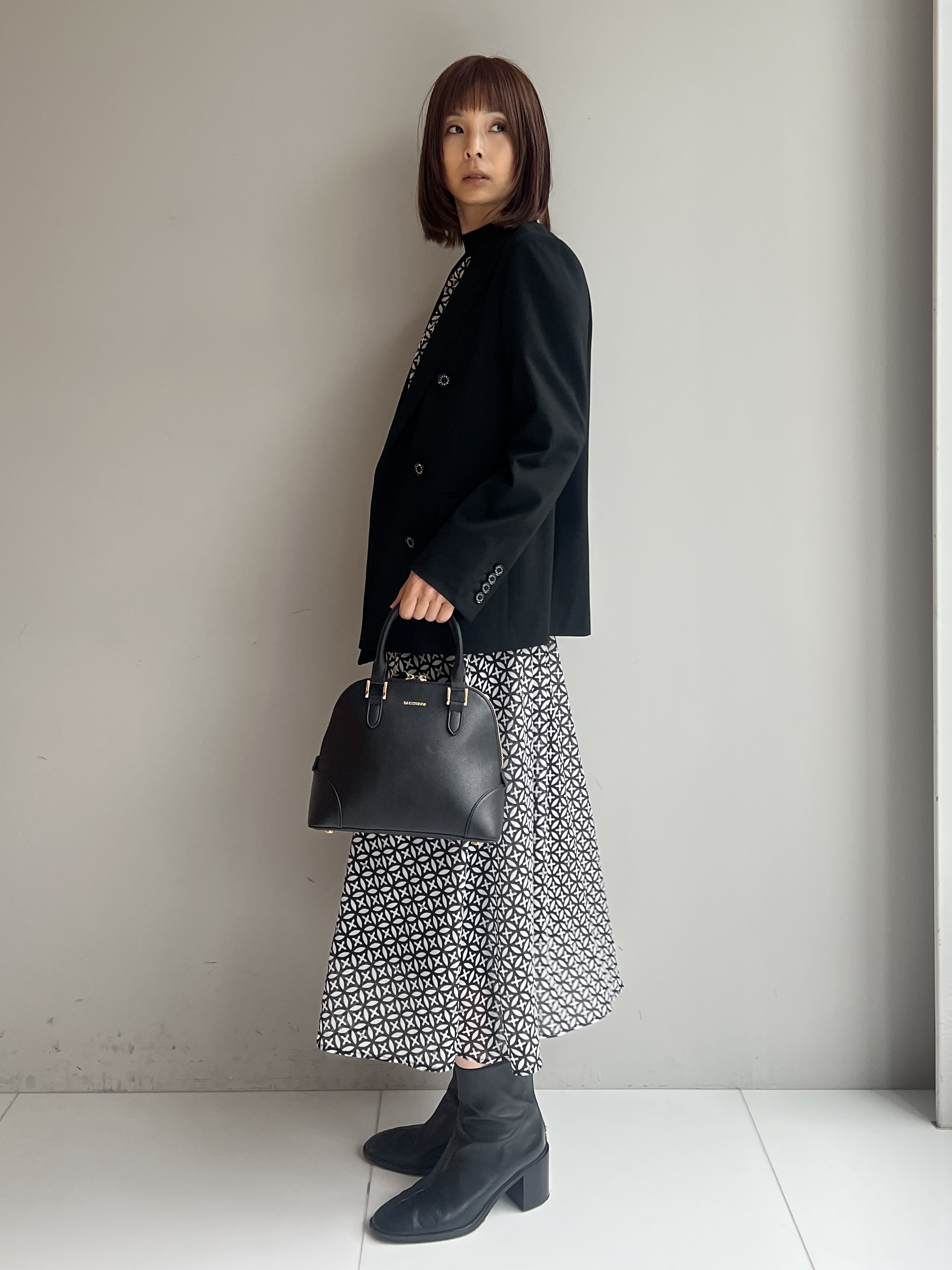 misaさんの「DRESSTERIOR｜◆mica della valle（ミカデラヴァッレ）Katia ハンドバッグ」を使ったコーディネート