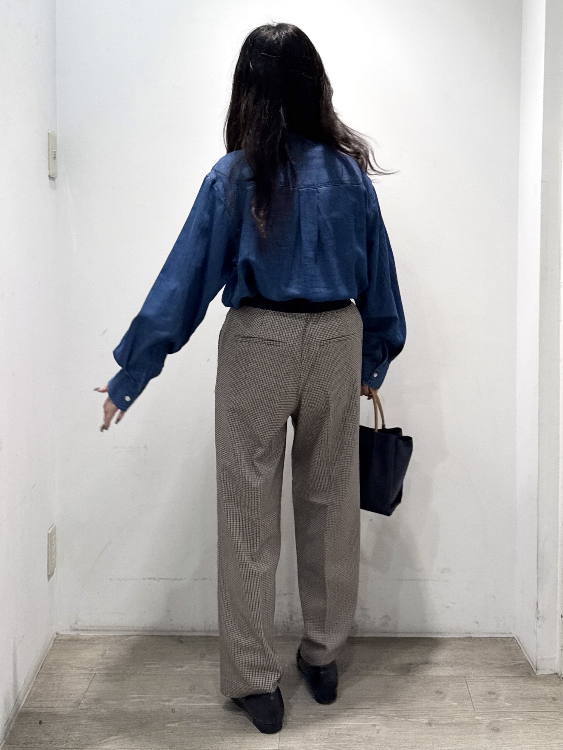 yuicciさんの「OPAQUE.CLIP｜デニムフリルブラウス【洗濯機OK】」を使ったコーディネート
