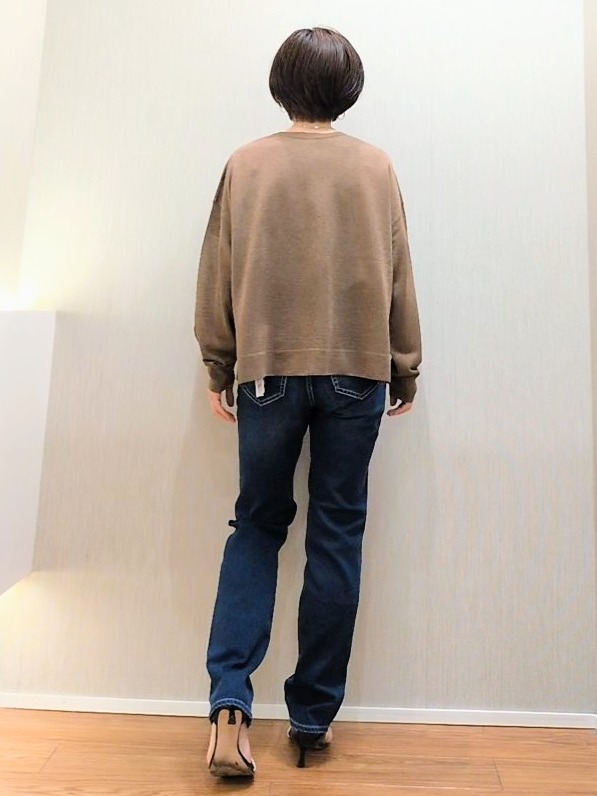 ミズタさんの「UNTITLED｜【アンサンブル可/秋羽織り/シアー】前後2WAYカーディガン」を使ったコーディネート