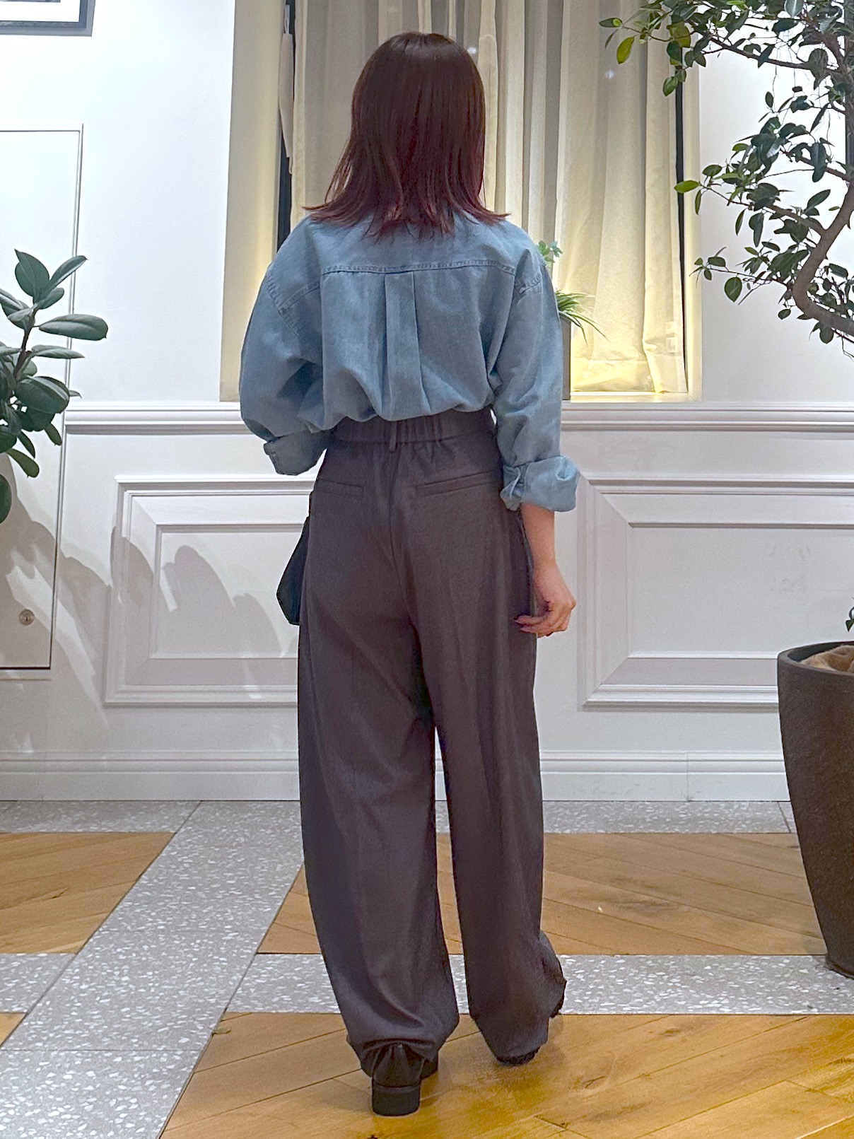 なべこさんの「DRESSTERIOR｜【取り外し可能】2WAY ボウタイデニムシャツ」を使ったコーディネート