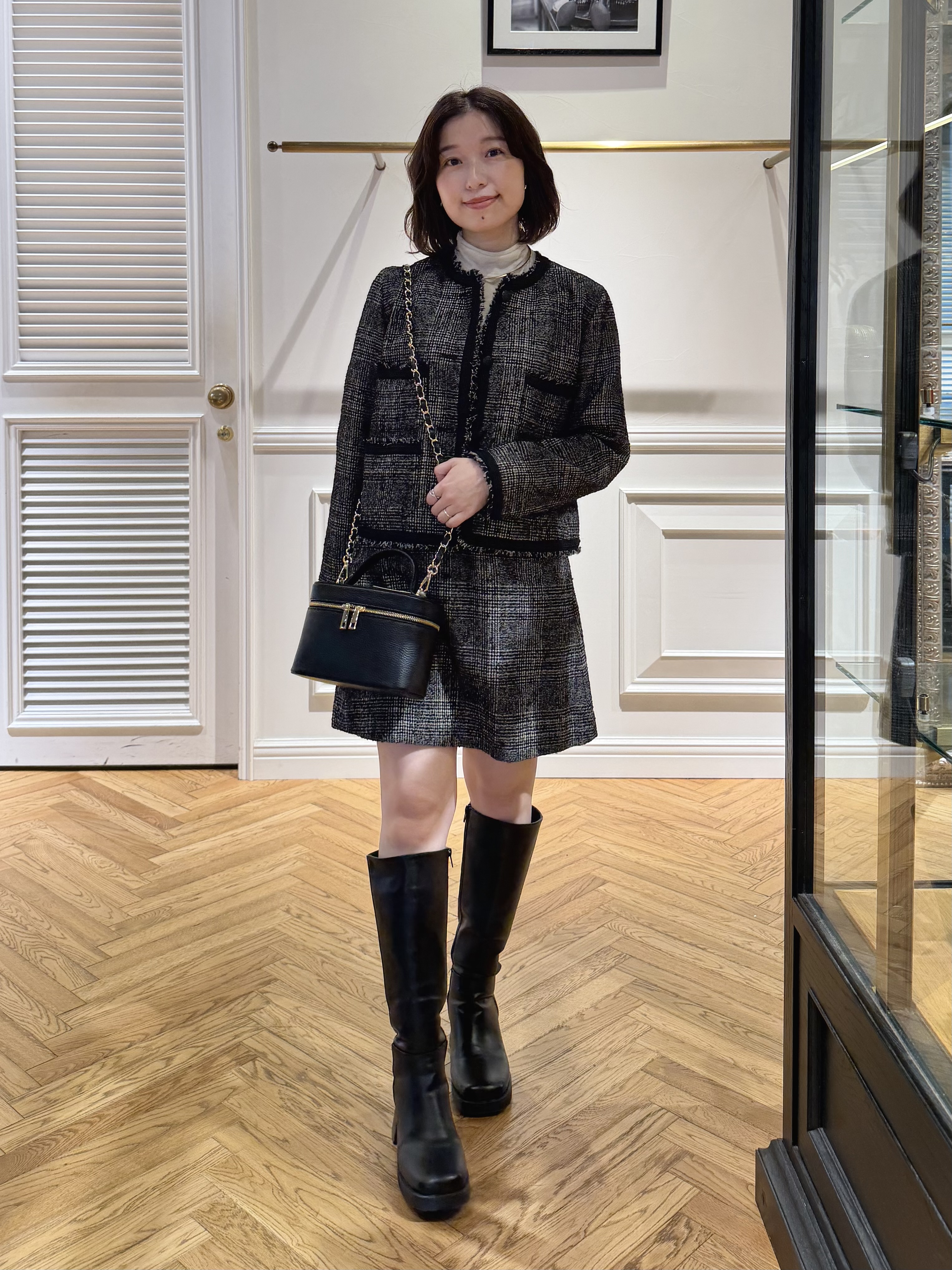 つじ まこさんの「DRESSTERIOR｜【セットアップ可】ループグレンチェックノーカラージャケット」を使ったコーディネート