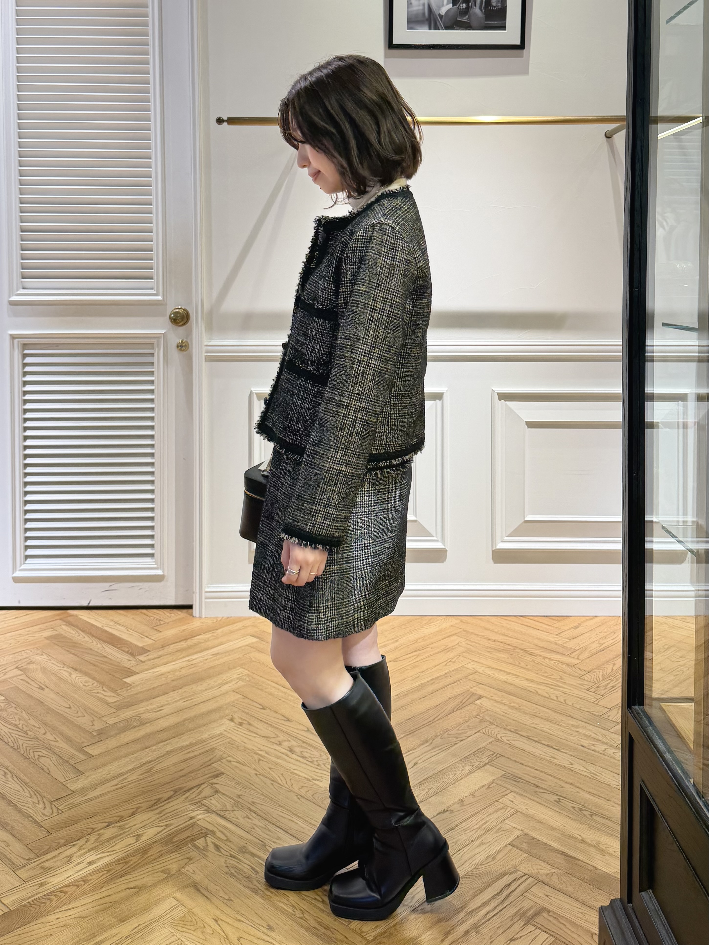 つじ まこさんの「DRESSTERIOR｜【セットアップ可】ループグレンチェックノーカラージャケット」を使ったコーディネート