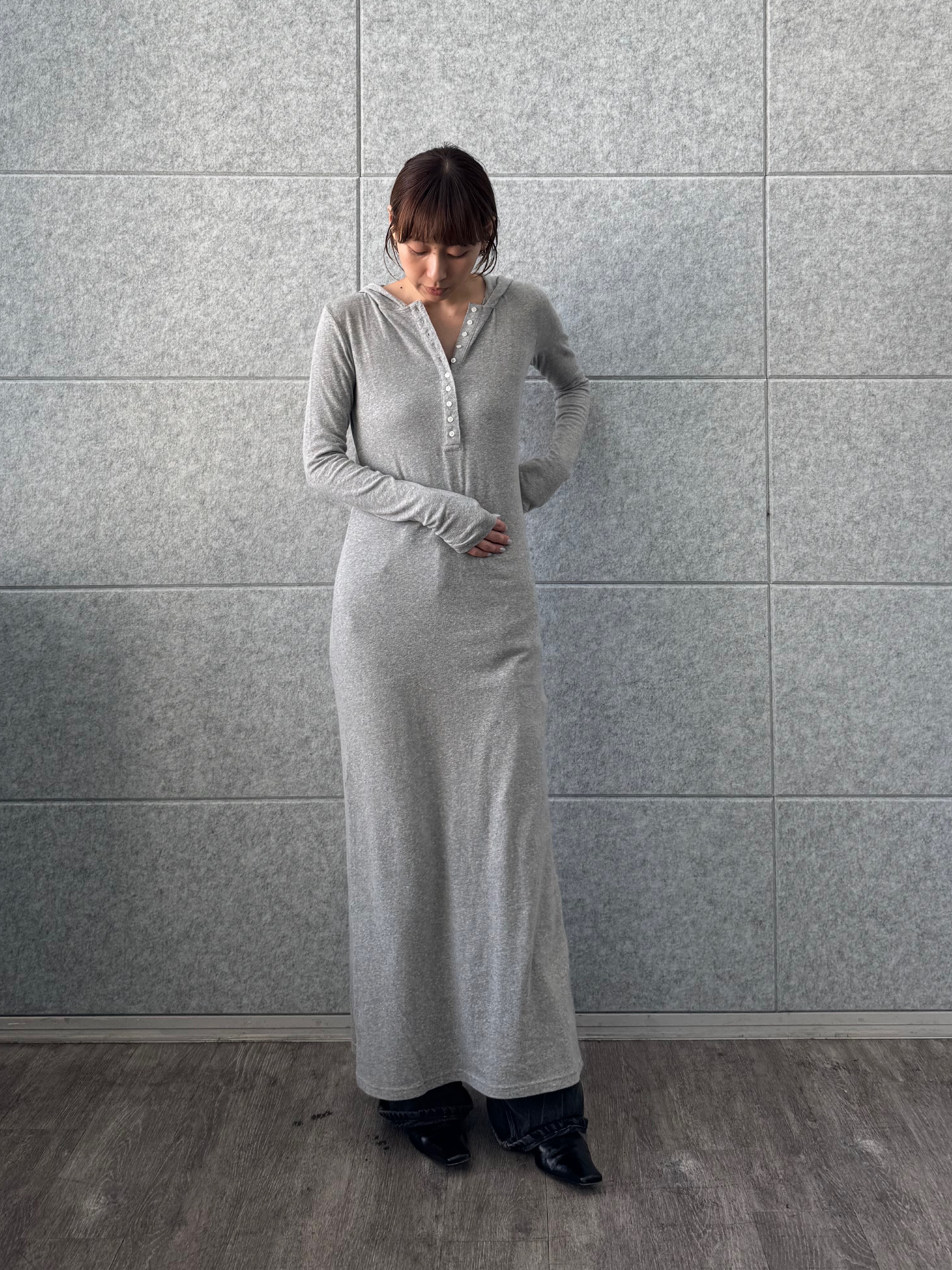 designer yukaさんの「CODE A｜UKI UKI＊CODE A｜hooded jersey dress」を使ったコーディネート