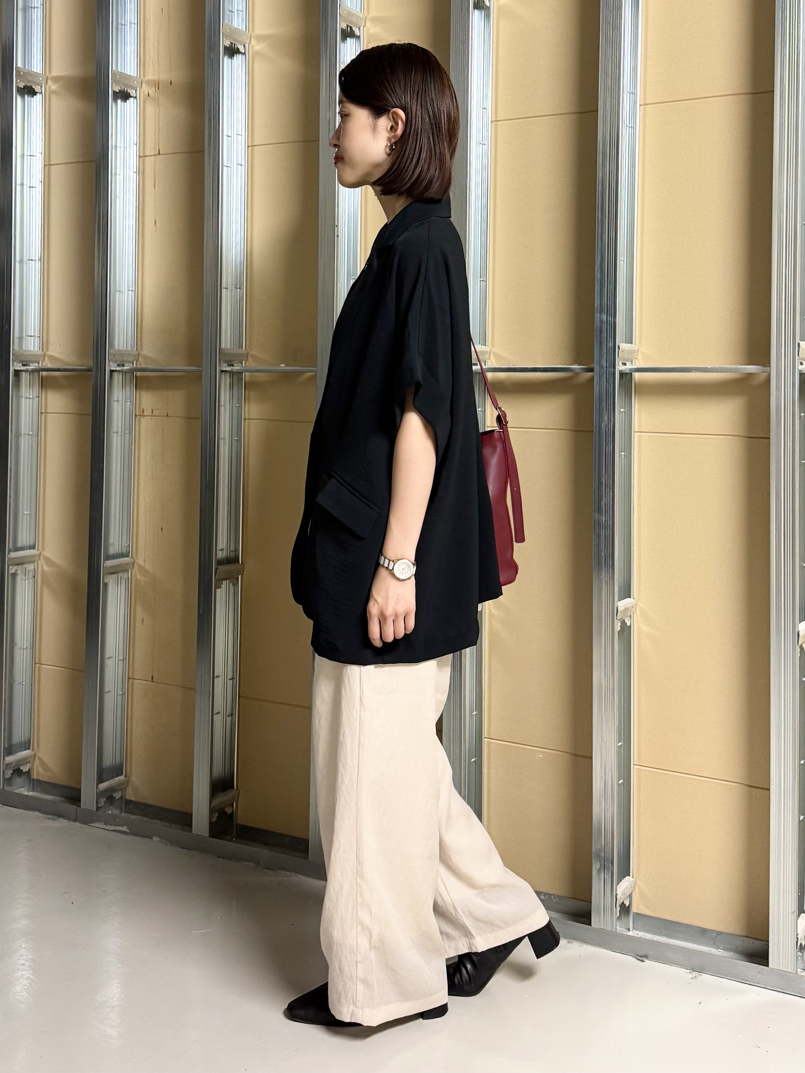 sahoさんの「THE SHOP TK｜【ひんやり/吸水速乾/UV/防しわ】ON/OFFどちらにも 軽やか半袖ジャケット」を使ったコーディネート