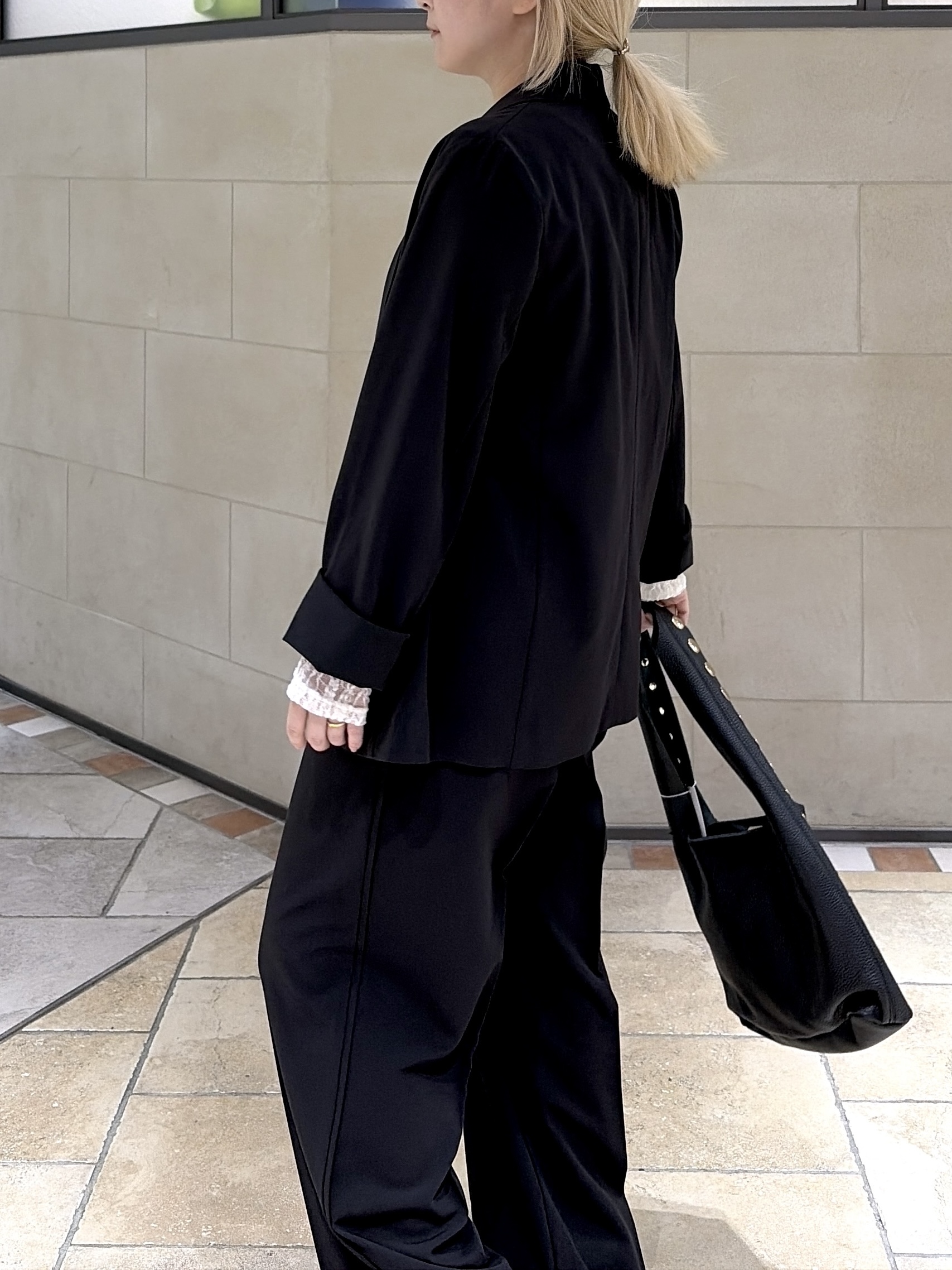 よねさんの「INDIVI｜Comfy Set Up｜ダブルブレストイージージャケット【セットアップ対応／通勤／カセット服】」を使ったコーディネート