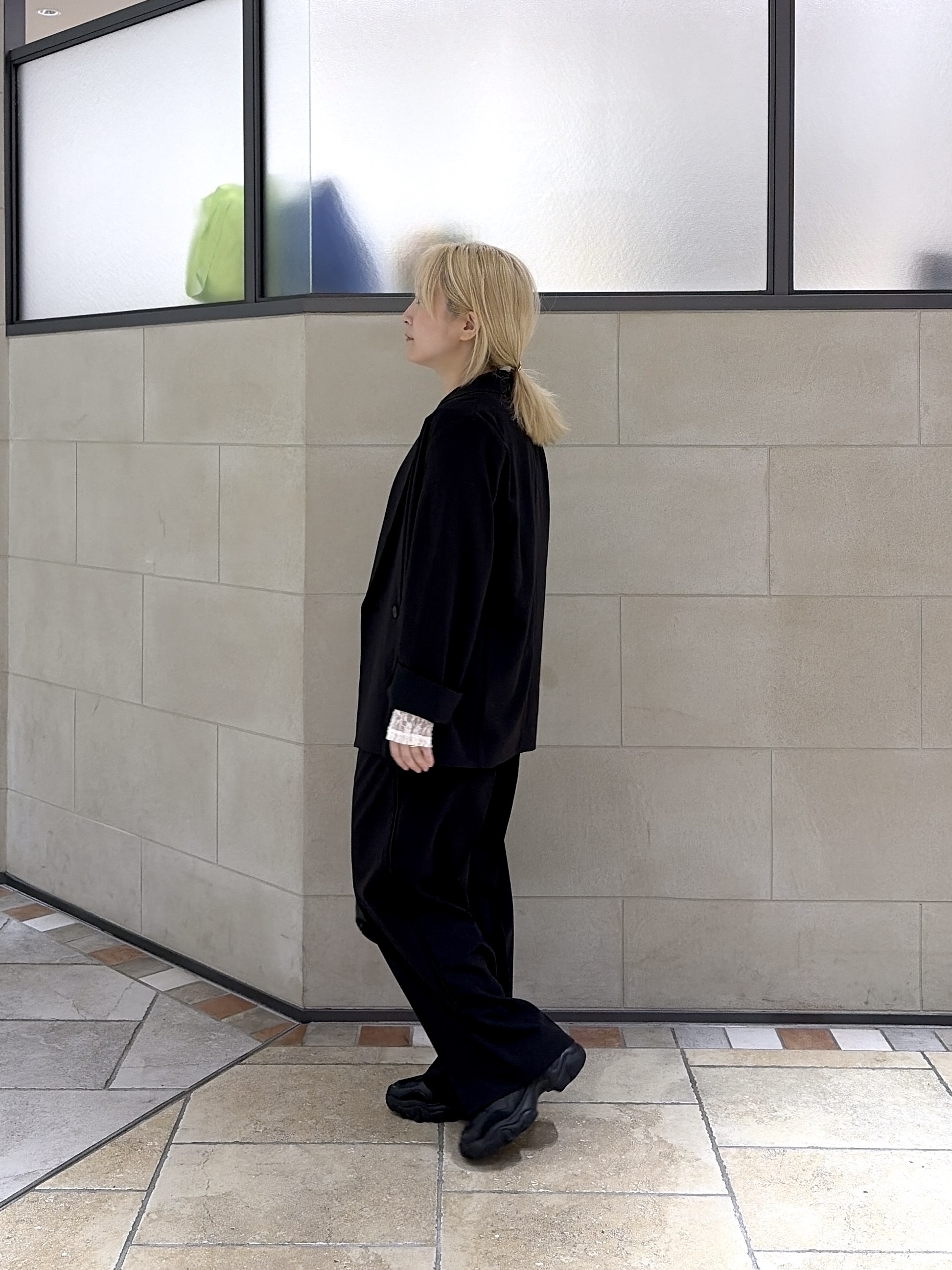 よねさんの「INDIVI｜Comfy Set Up｜ダブルブレストイージージャケット【セットアップ対応／通勤／カセット服】」を使ったコーディネート