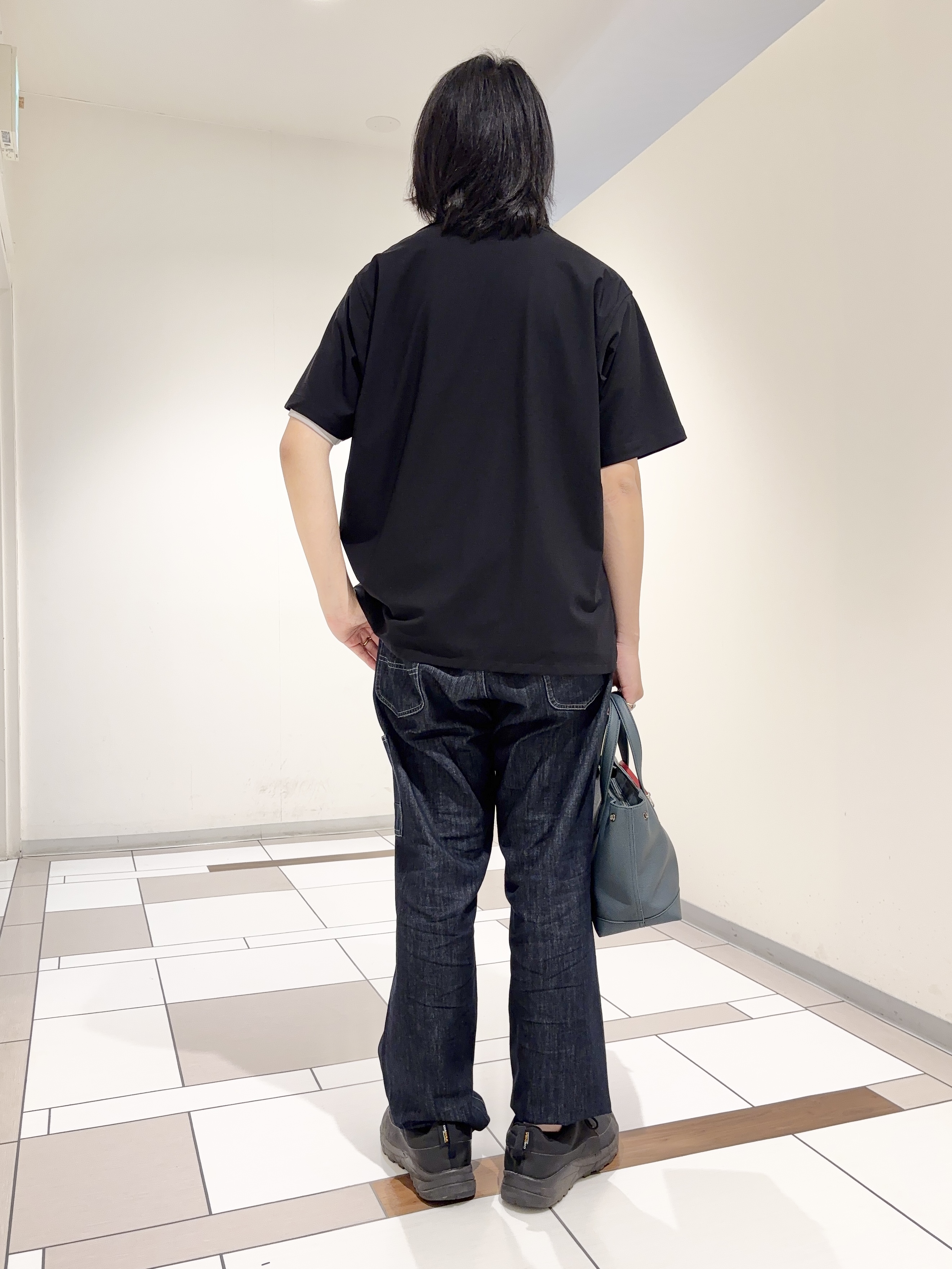 及川さんの「TAKEO KIKUCHI｜【通気性】AIRTOOL LIGHT オープンカラー半袖シャツ」を使ったコーディネート