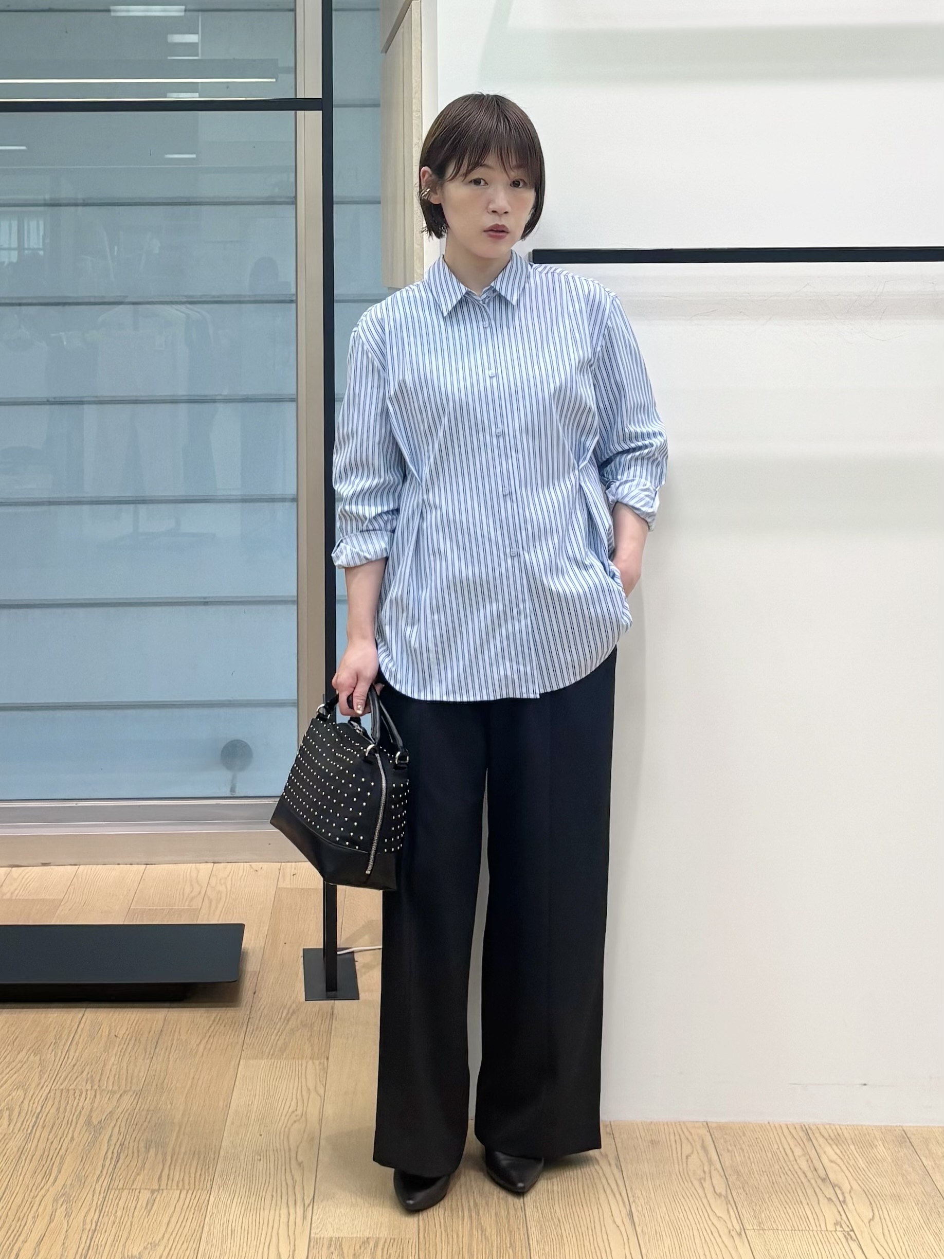 asamiさんの「INDIVI｜【UV／接触冷感／高ストレッチ】フロントタックシャツ」を使ったコーディネート