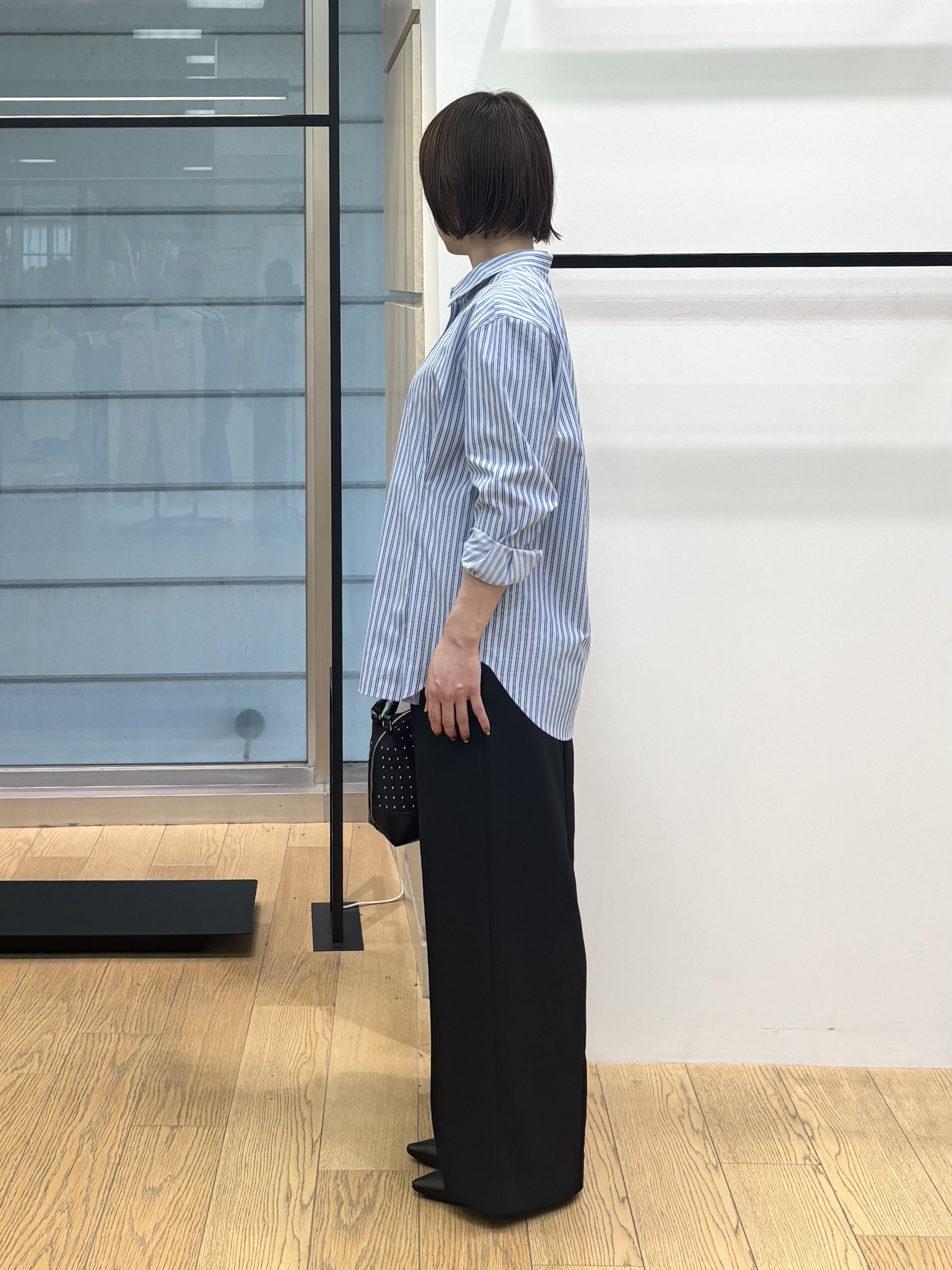 asamiさんの「INDIVI｜【UV／接触冷感／高ストレッチ】フロントタックシャツ」を使ったコーディネート