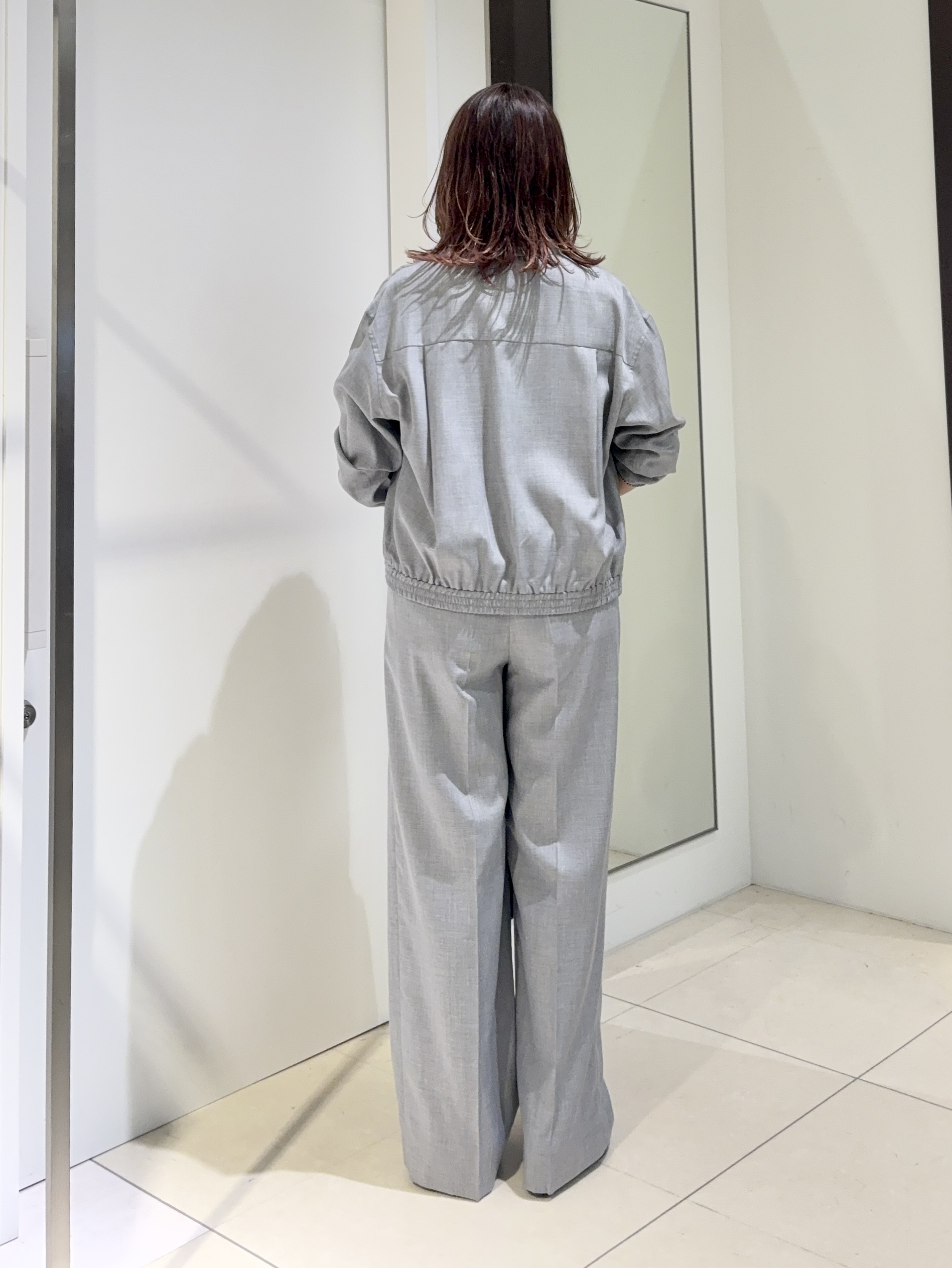 tomoさんの「UNTITLED｜【セットアップ可/秋羽織り】メランジツイルシャツ」を使ったコーディネート