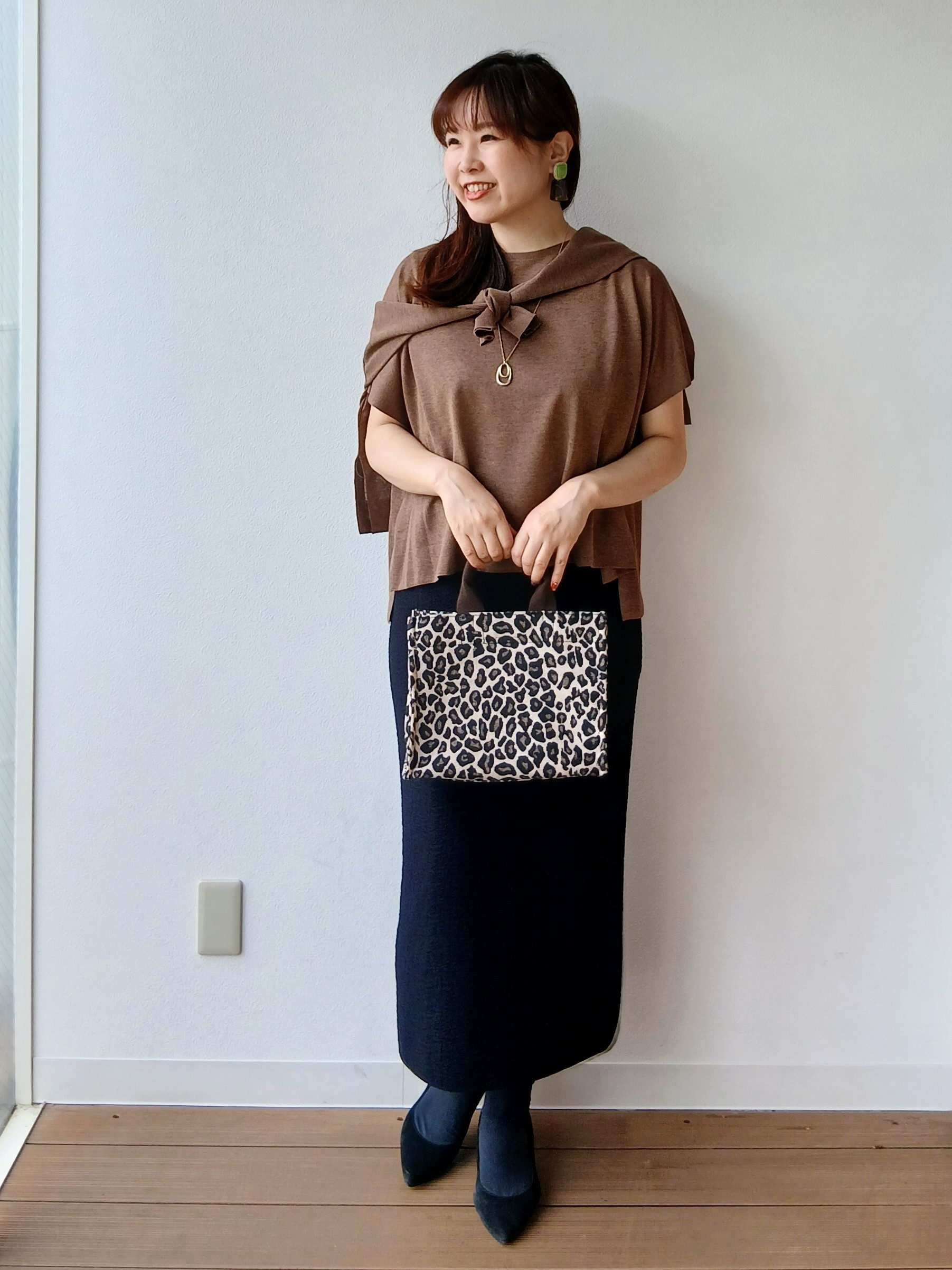 なみきさんの「UNTITLED｜【アンサンブル可/品のある透け感】Tシャツ風ニットトップス」を使ったコーディネート