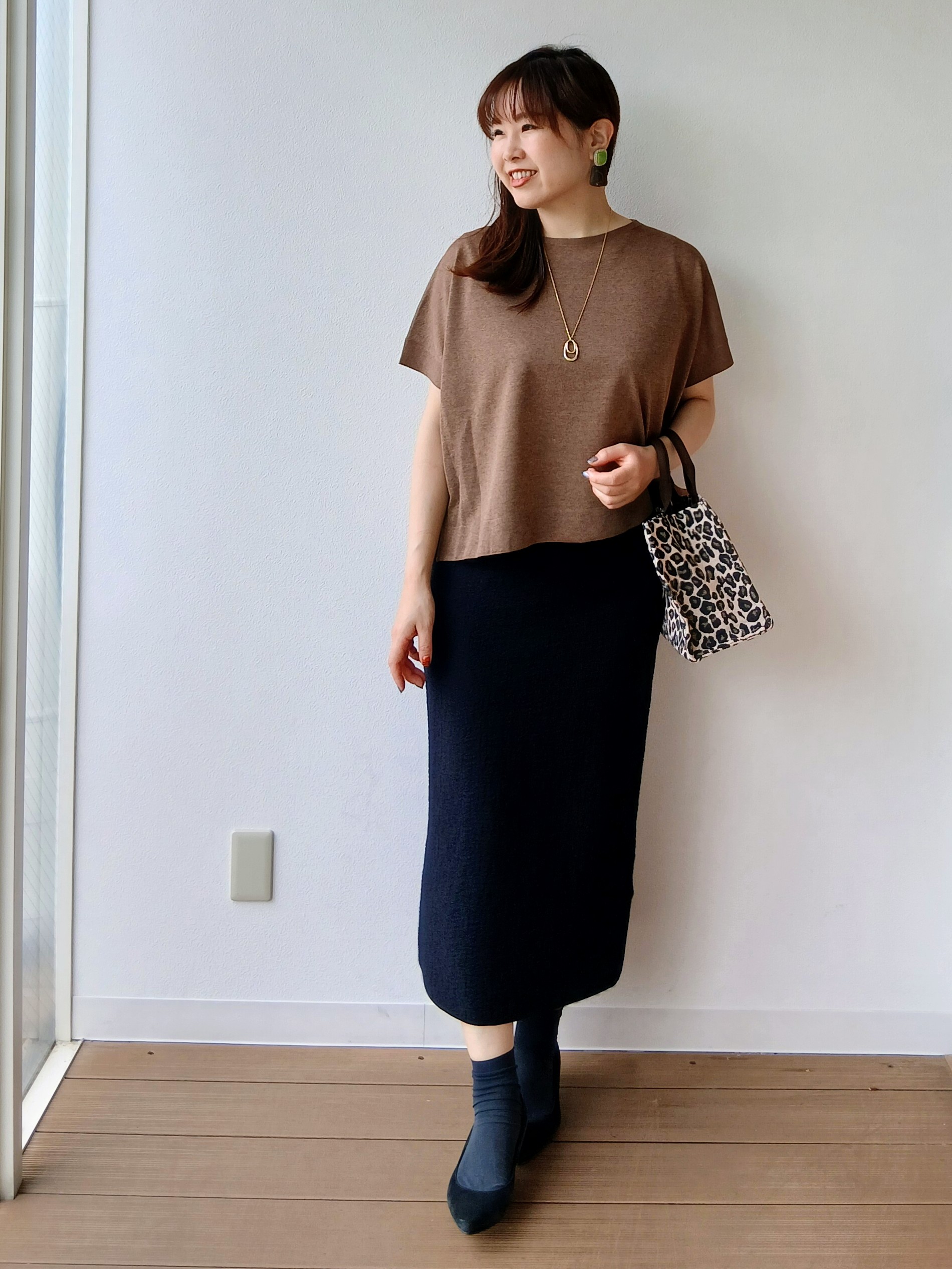 なみきさんの「UNTITLED｜【アンサンブル可/品のある透け感】Tシャツ風ニットトップス」を使ったコーディネート