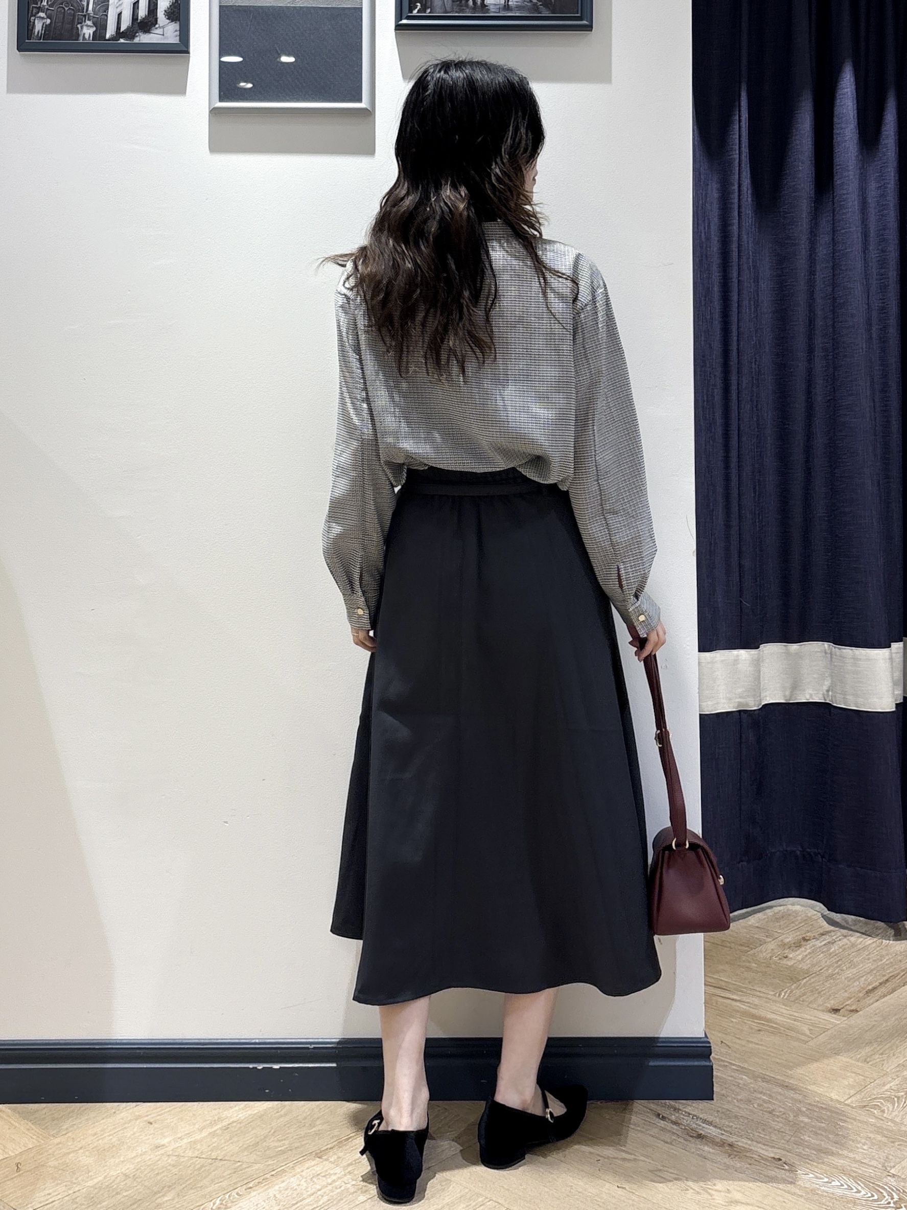 ayakaさんの「grove｜【防しわ】顔周りをすっきり見せる バンドカラースキッパーシャツ」を使ったコーディネート