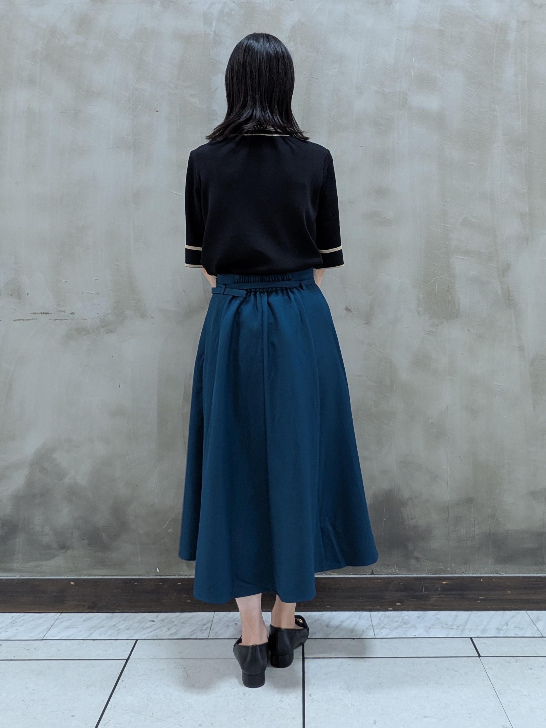 shioさんの「grove｜新色追加！【シリーズ累計36万枚/名品ニット】やわらかドライタッチ 袖メッシュ編みニット」を使ったコーディネート