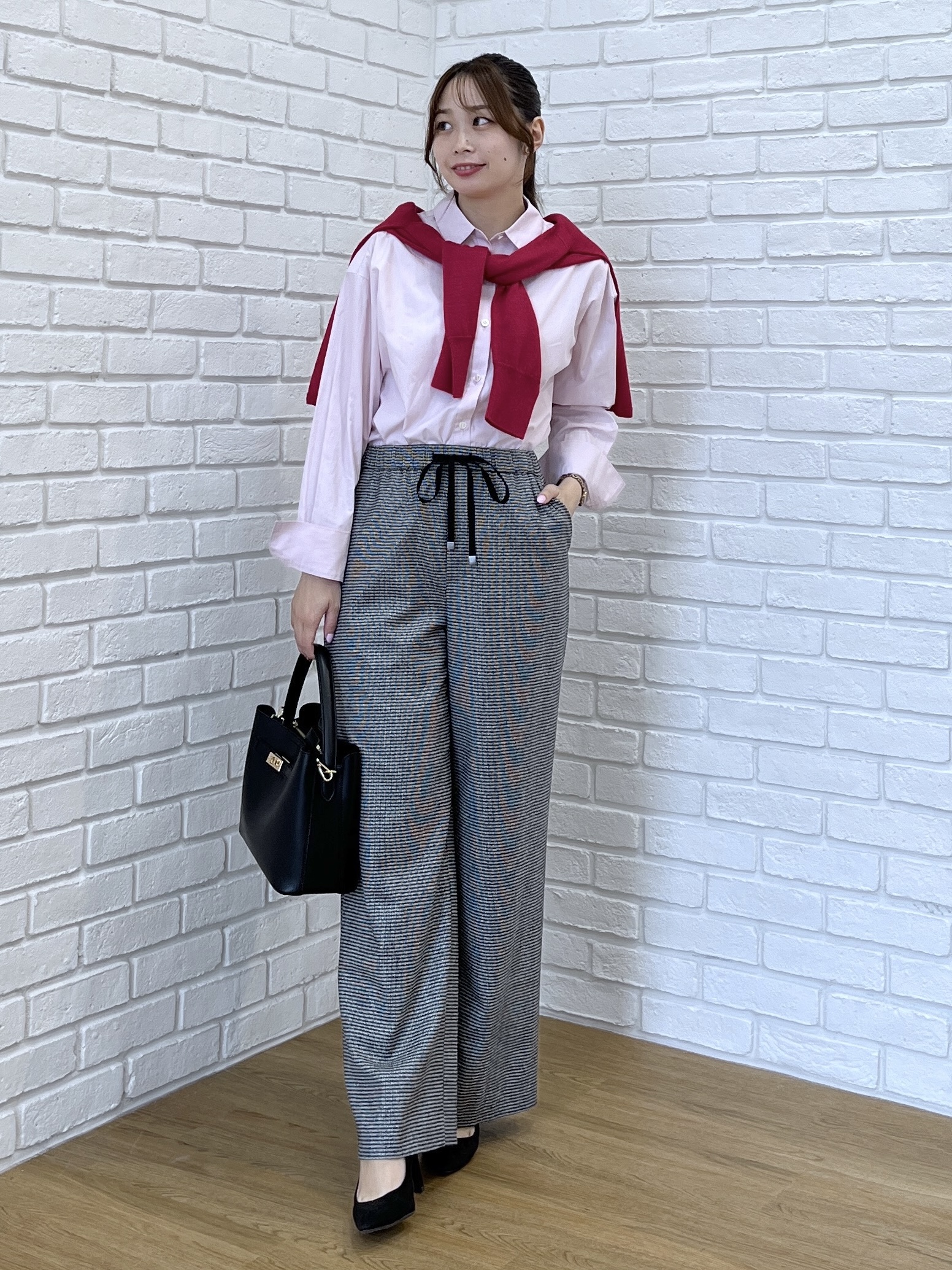Saekoさんの「UNTITLED｜【6色展開/コットン100】カラーベーシックシャツ」を使ったコーディネート