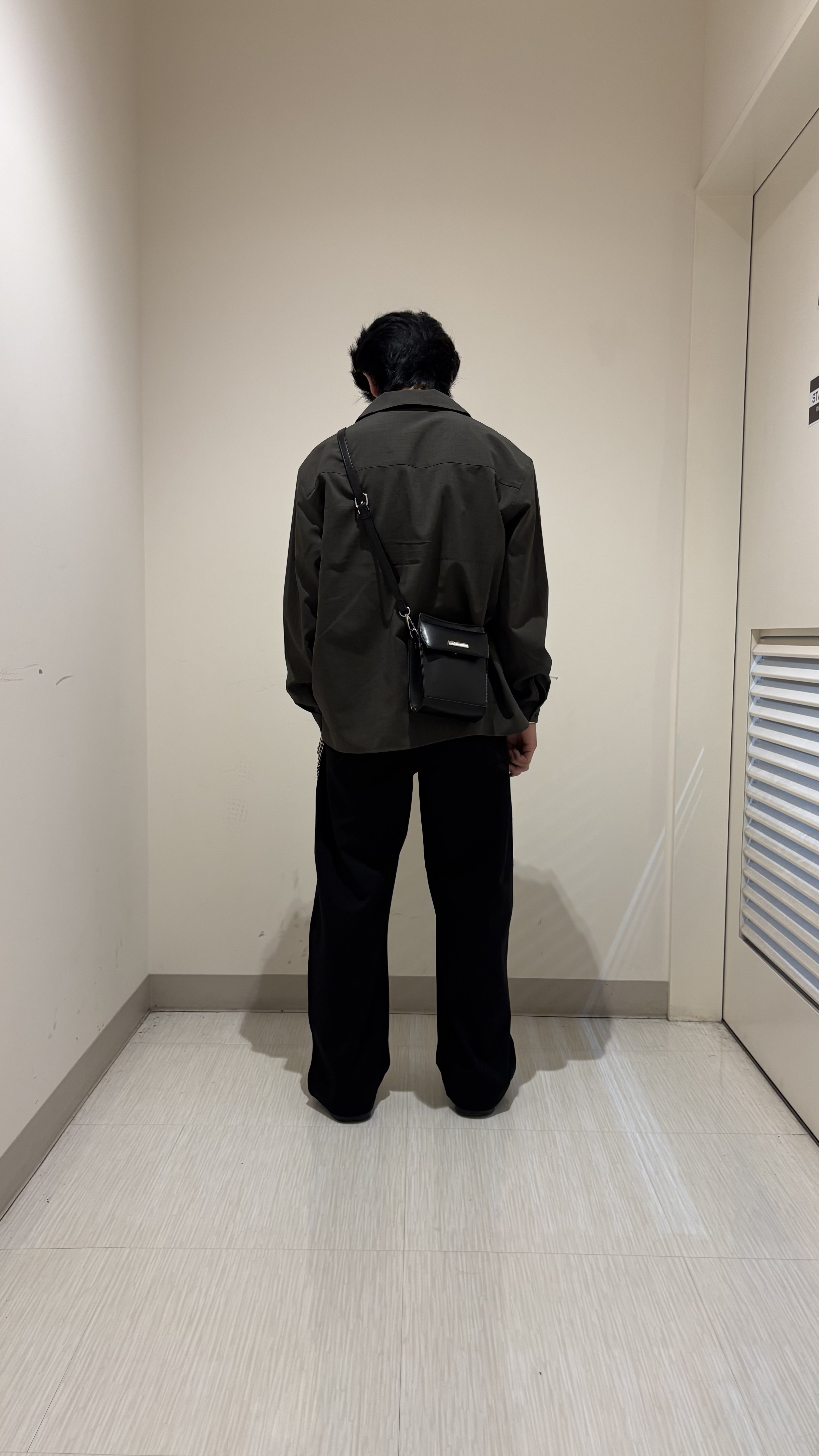 辻一樹さんの「tk.TAKEO KIKUCHI｜【接触冷感/UVカット】テックリネンシャツ」を使ったコーディネート