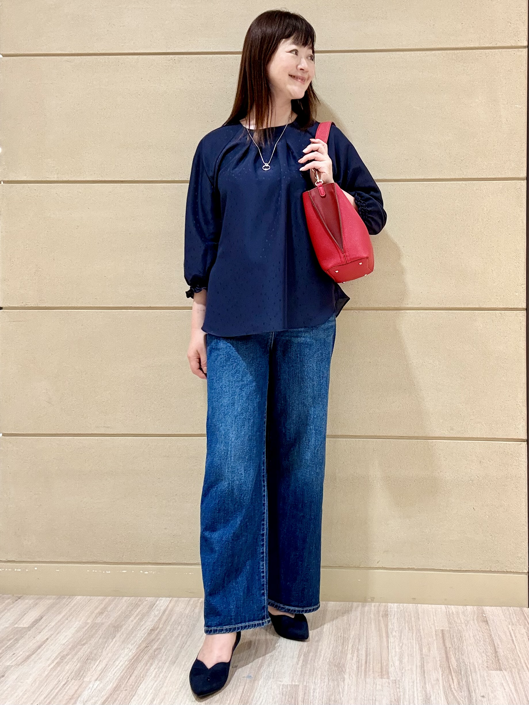 Marさんの「Reflect｜タックデザイン ラグランスリーブブラウス」を使ったコーディネート