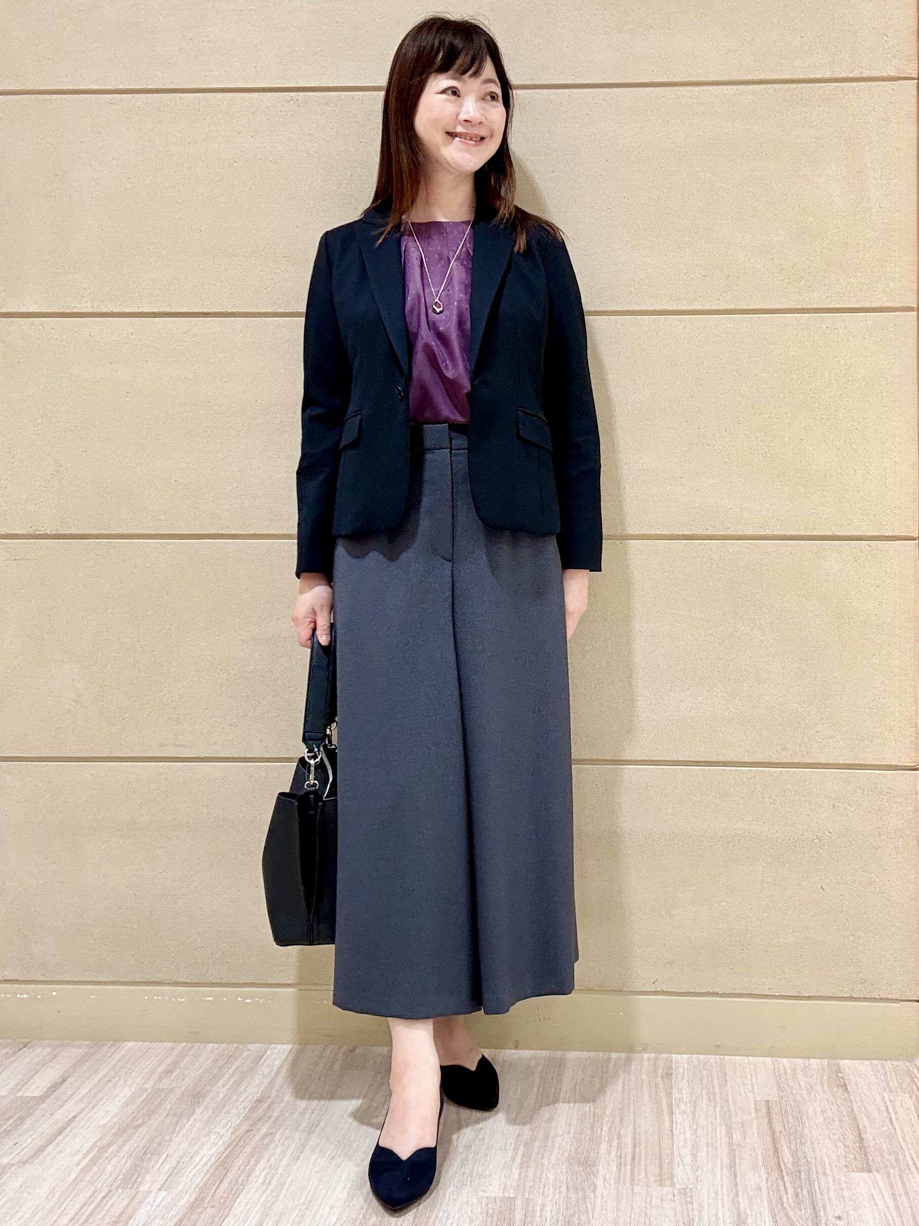 Marさんの「Reflect｜タックデザイン ラグランスリーブブラウス」を使ったコーディネート
