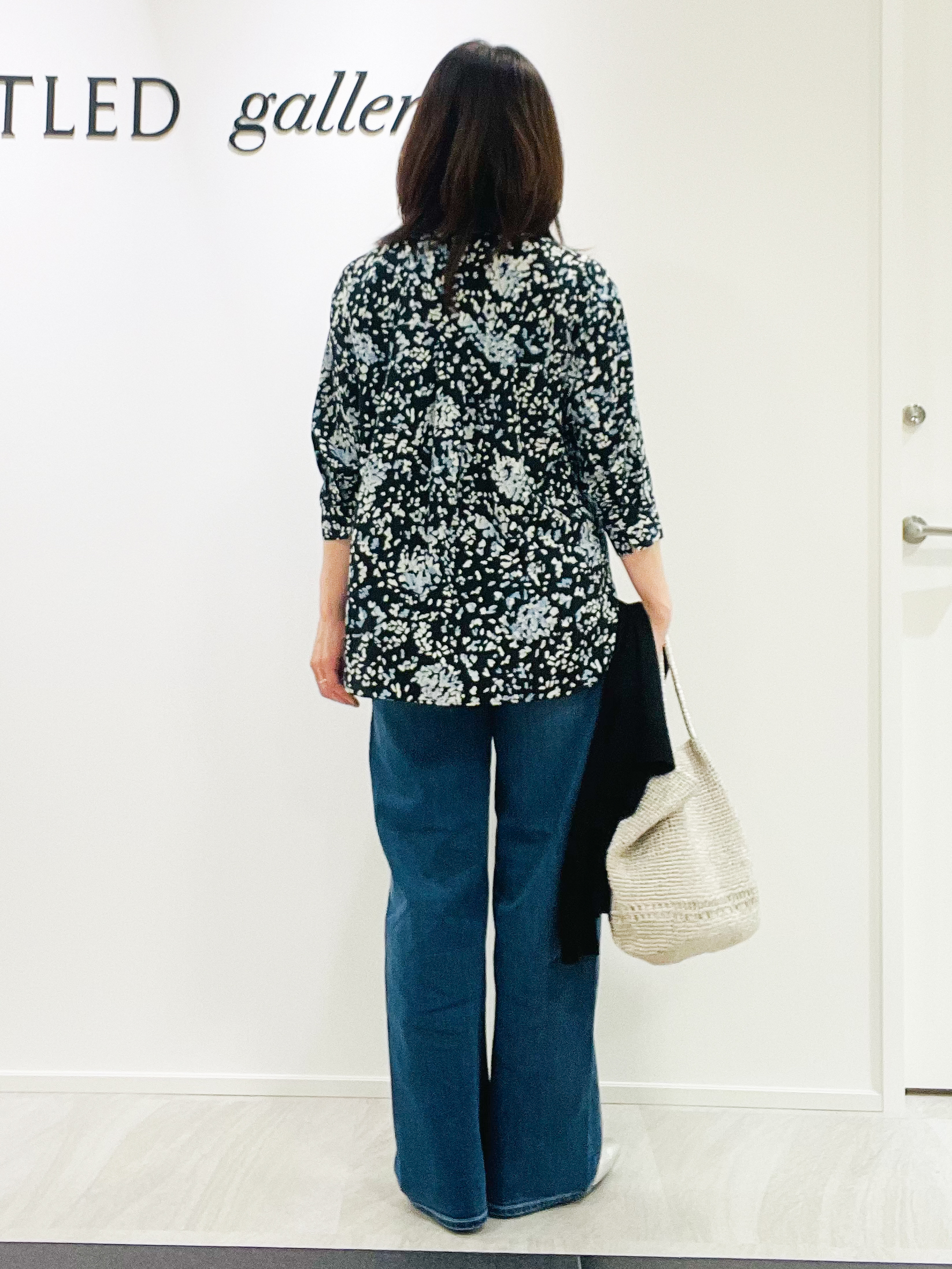 めいさんの「UNTITLED｜【6分袖】アートドット柄ブラウス」を使ったコーディネート