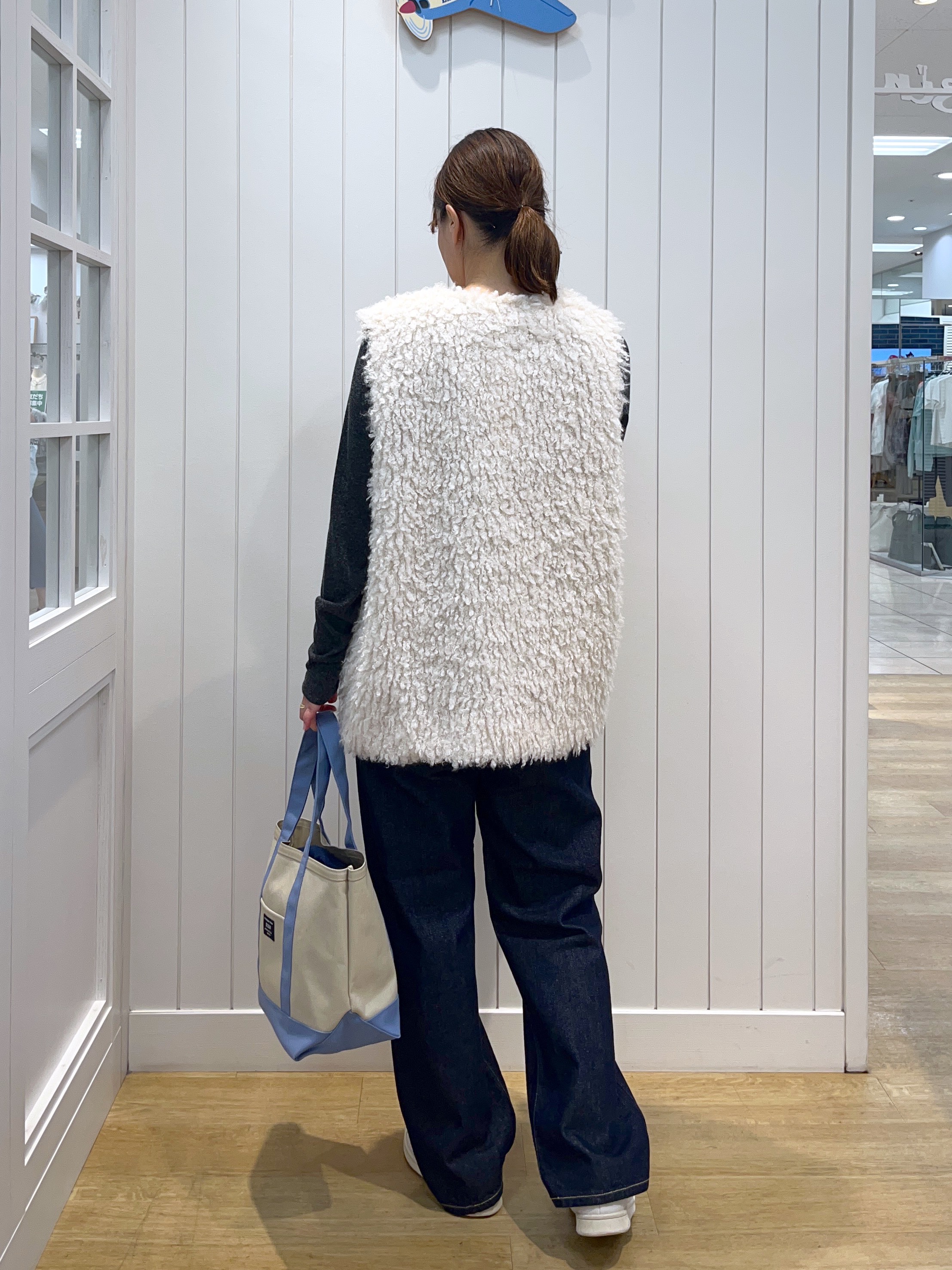 takayamaさんの「Dessin｜フェイクファージレ」を使ったコーディネート