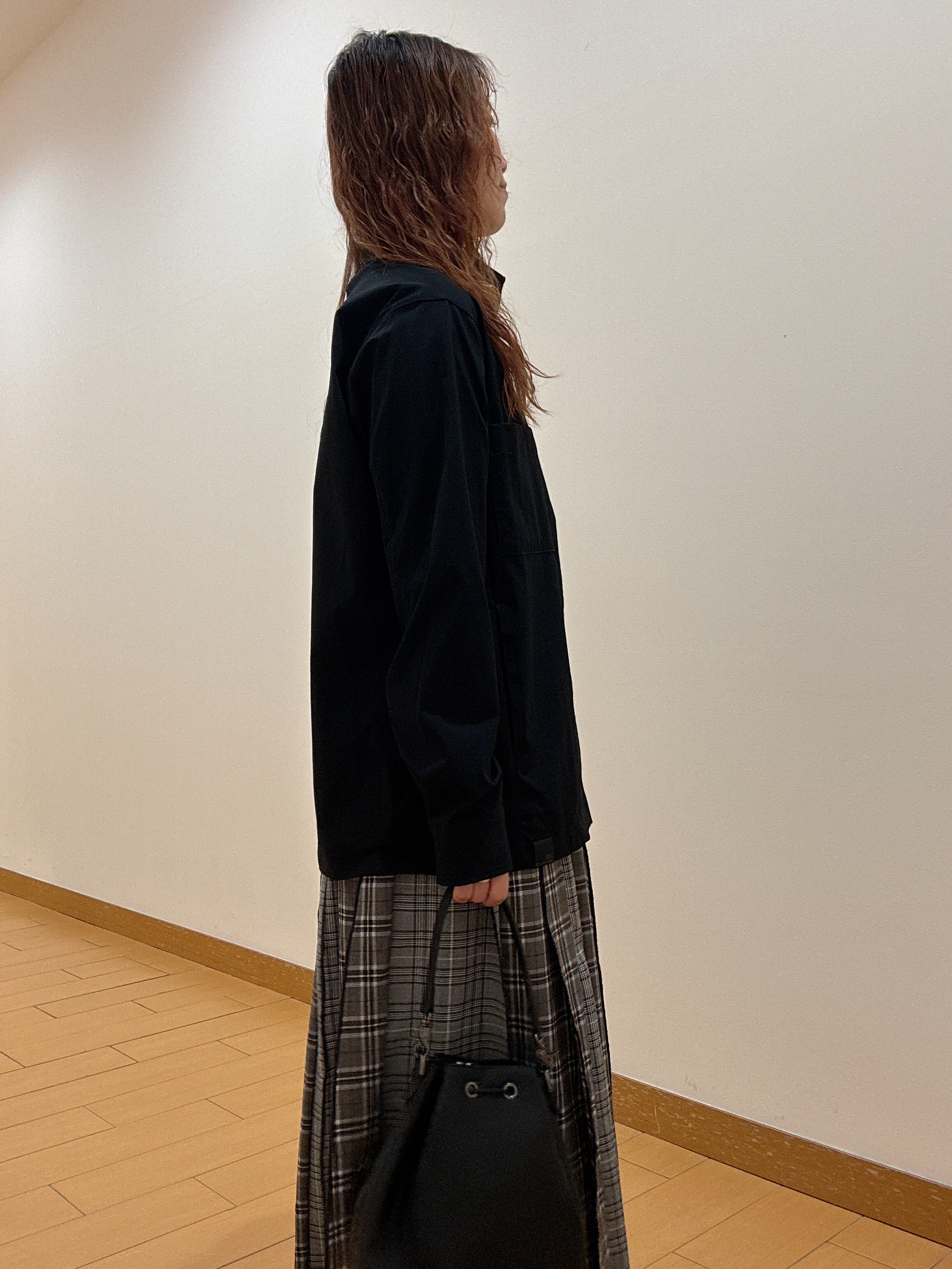 ヒナさんの「TAKEO KIKUCHI｜【BOWLER HAT LABEL】アイスクリアコットン バッククロスピストル 半袖Tシャツ」を使ったコーディネート