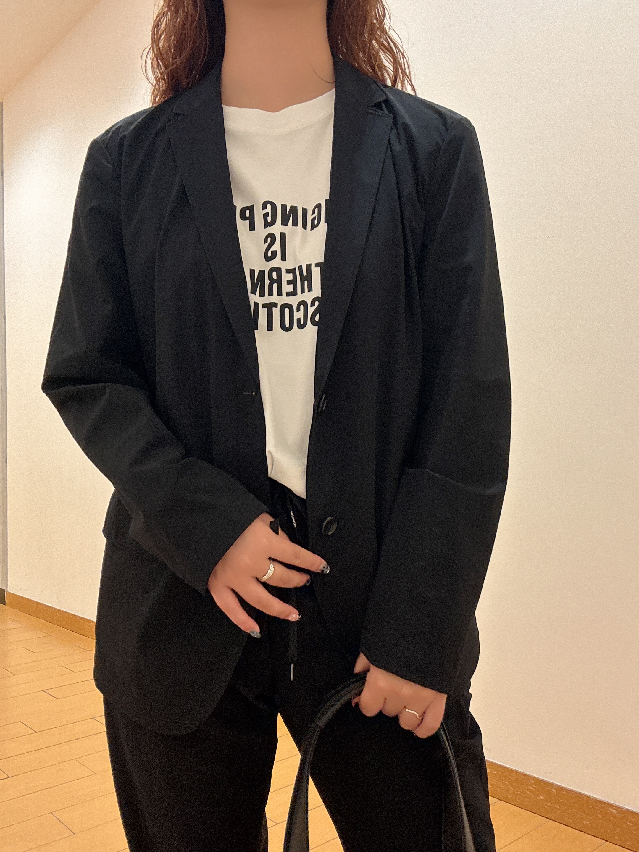 ヒナさんの「TAKEO KIKUCHI｜【BOWLER HAT LABEL】アイスクリアコットン バッククロスピストル 半袖Tシャツ」を使ったコーディネート