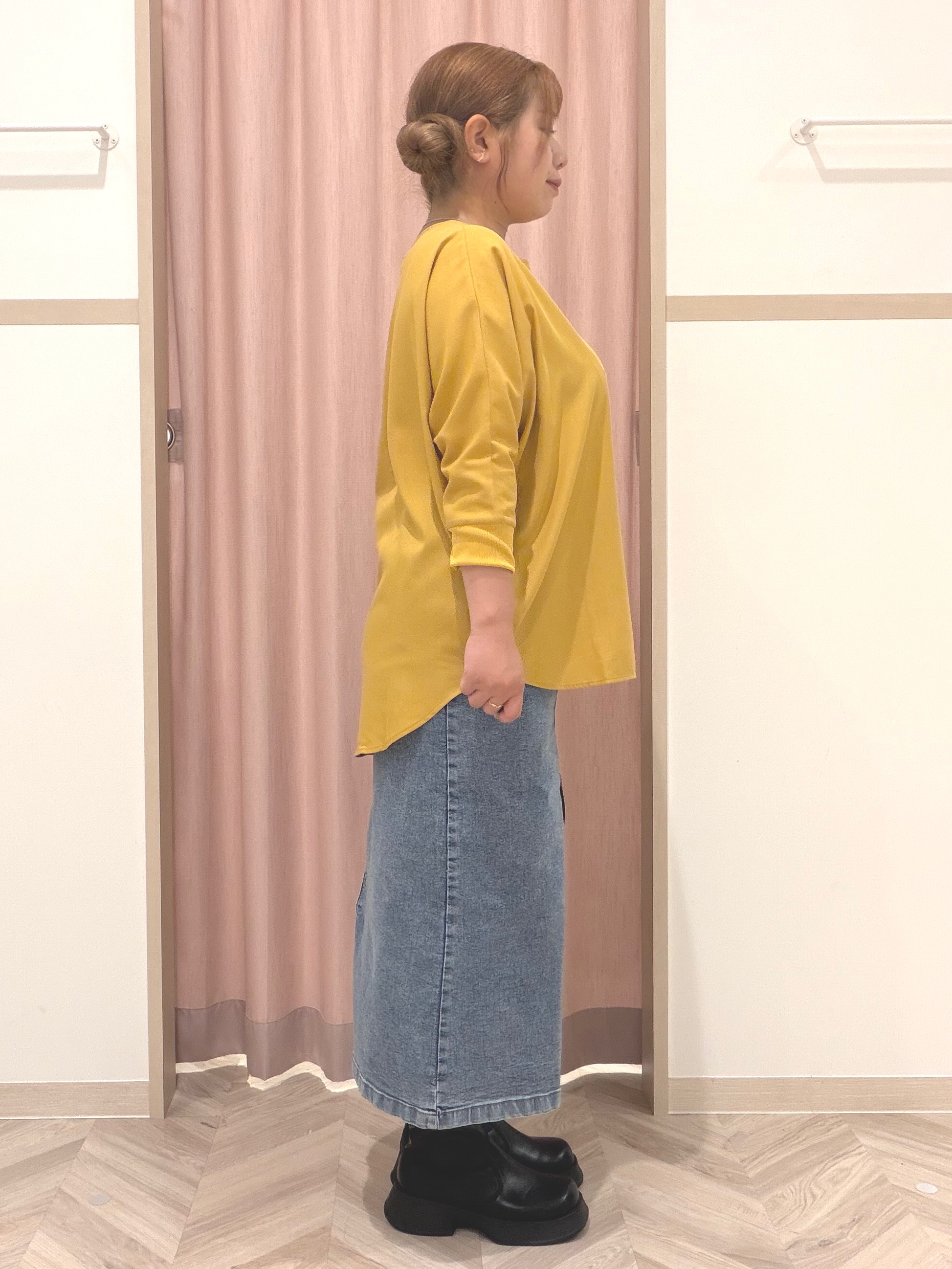まちゃんなちゃんさんの「SHOO･LA･RUE｜【着丈選べる/洗濯後しわになりにくい】インせず着られる ドルマンブラウス」を使ったコーディネート