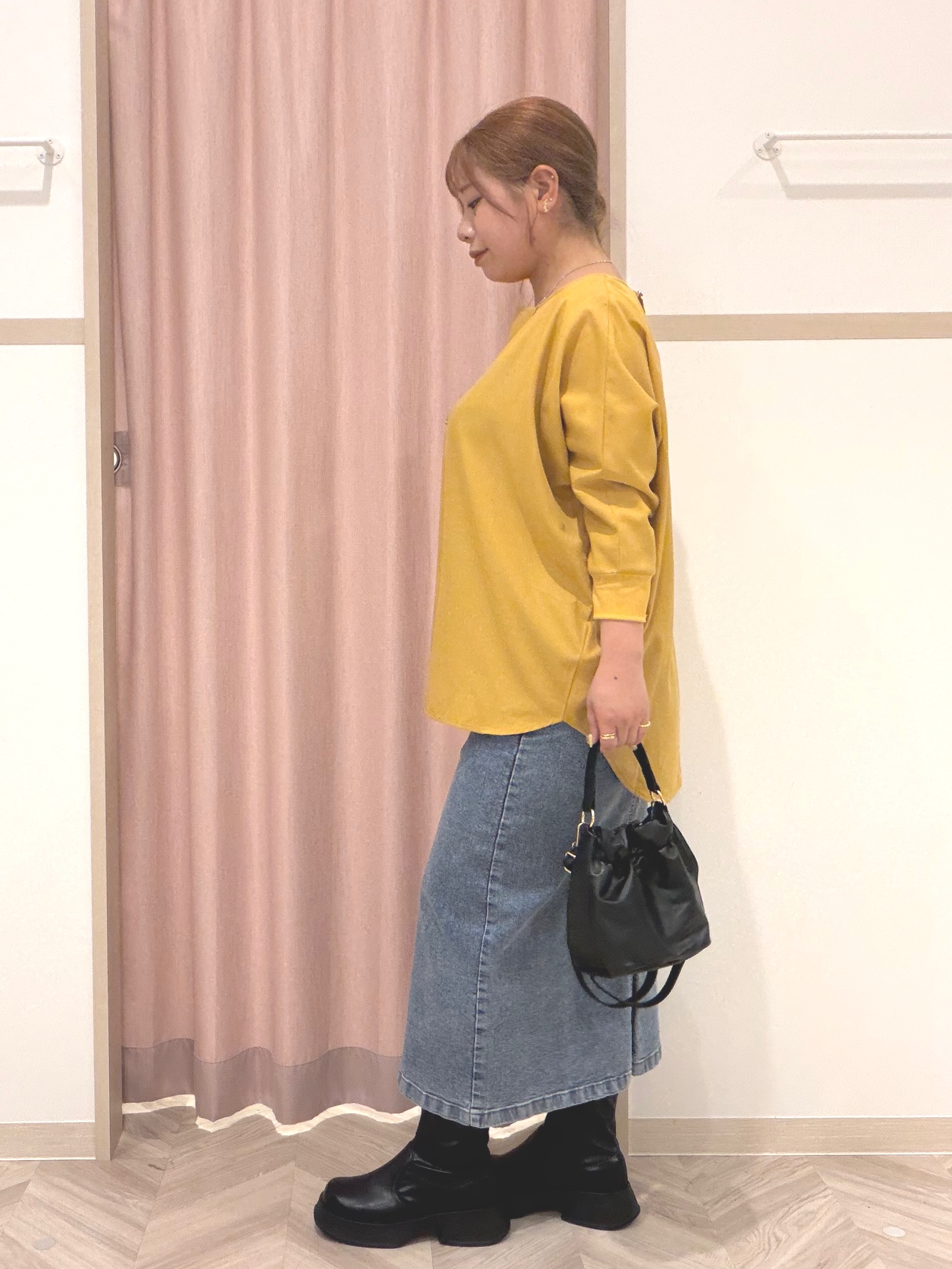 まちゃんなちゃんさんの「SHOO･LA･RUE｜【着丈選べる/洗濯後しわになりにくい】インせず着られる ドルマンブラウス」を使ったコーディネート