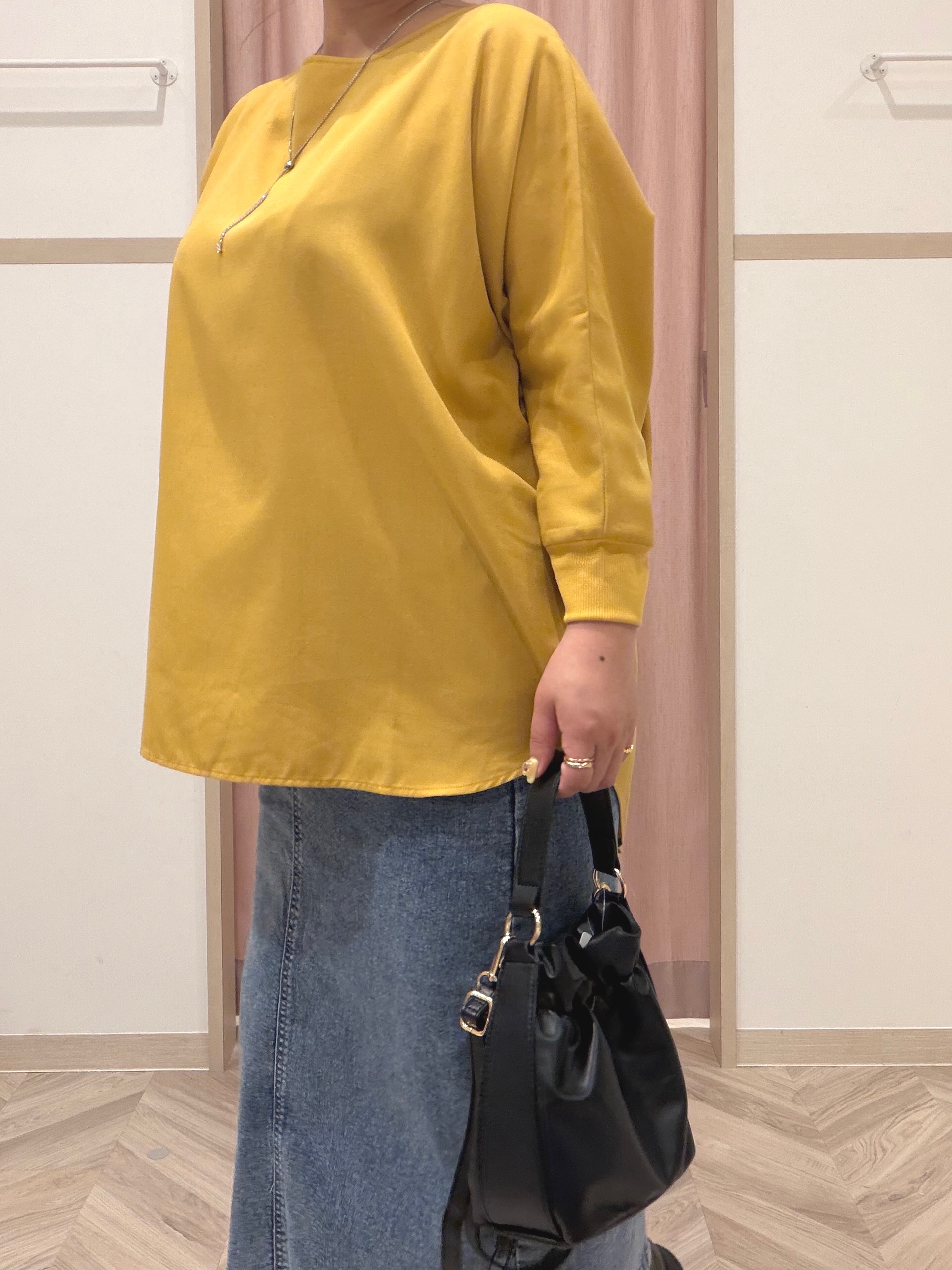 まちゃんなちゃんさんの「SHOO･LA･RUE｜【着丈選べる/洗濯後しわになりにくい】インせず着られる ドルマンブラウス」を使ったコーディネート